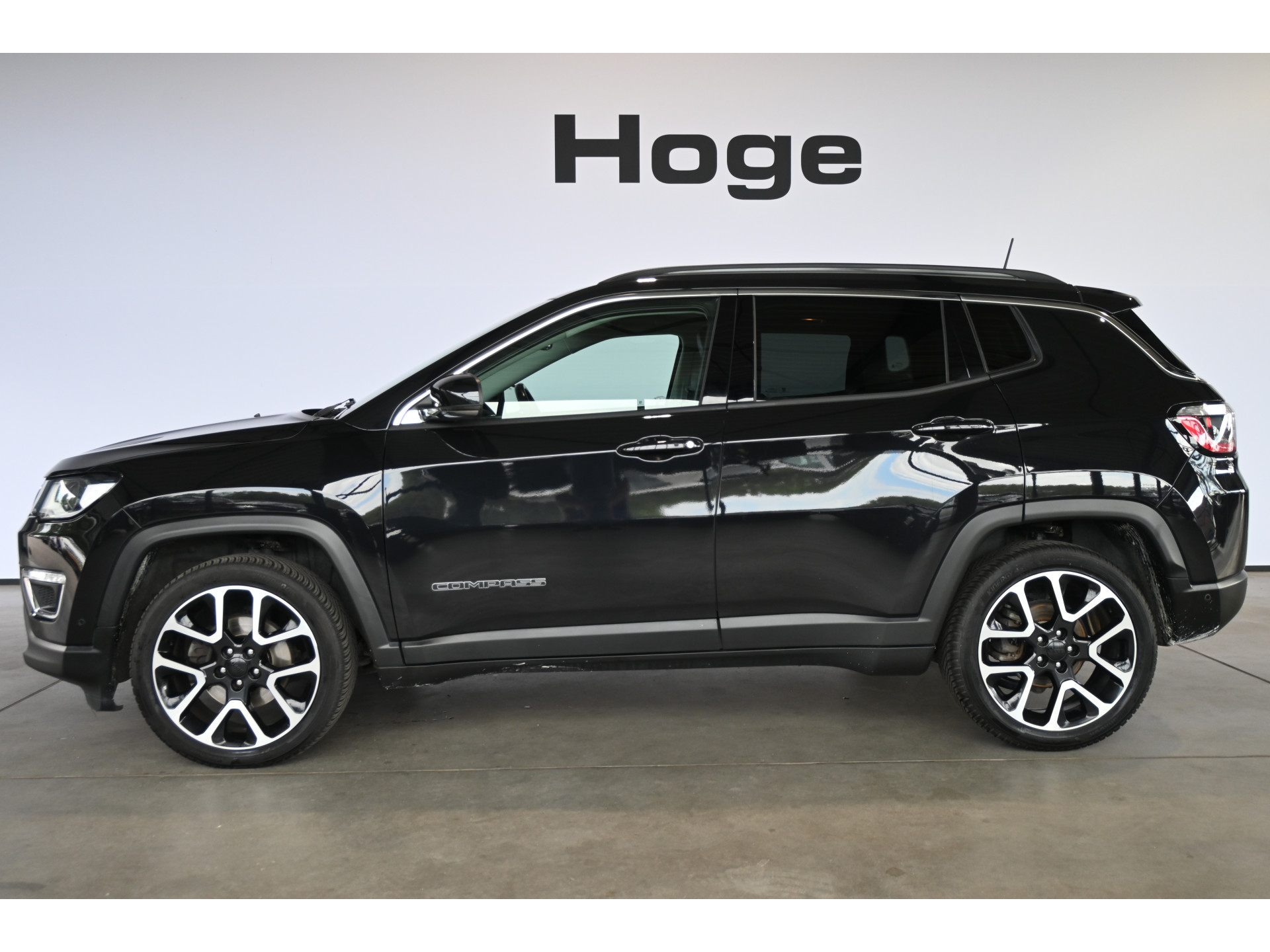 Jeep Compass 1.3T Limited Automaat Nap! Navigatie Cruise PDC Clima Xenon Stoel / Stuurverwarming 1e Eigenaar! Inruil Mogelijk!