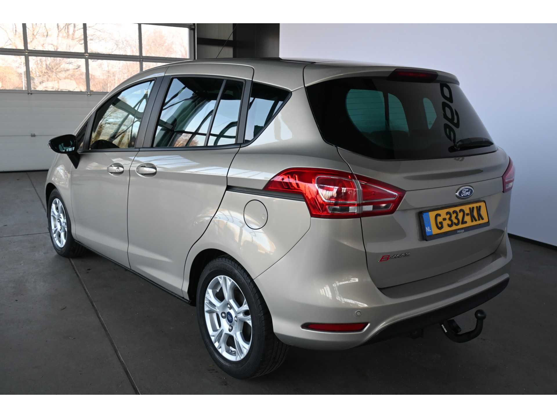 Ford B-Max 1.6 TI-VCT Titanium Automaat Airco Trekhaak Dealer Onderhouden! Inruil Mogelijk!