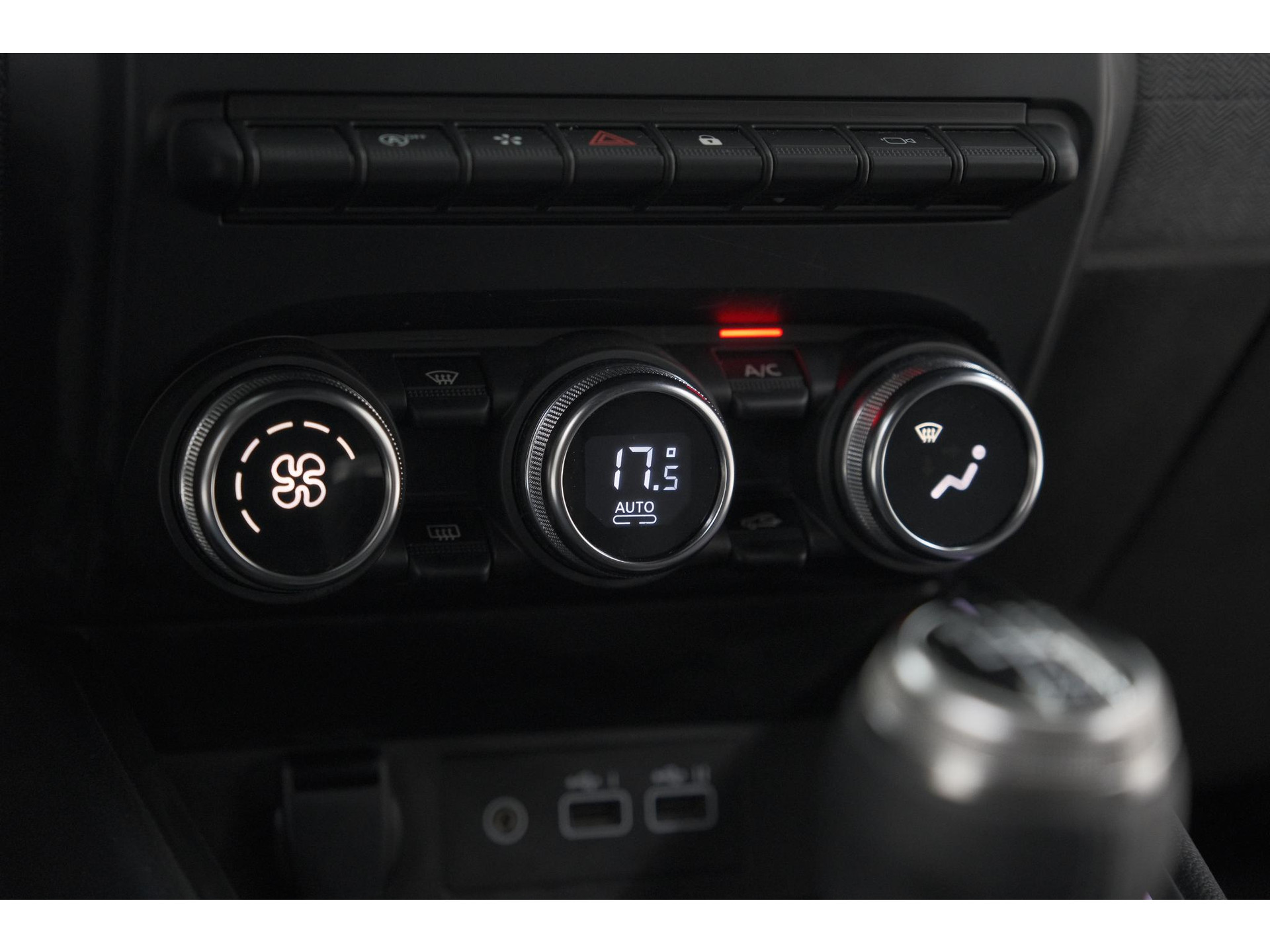 Renault Clio 1.0 TCe 90 GPF techno | 360 Camera | Adaptieve Cruise Control | 9.3 Inch Groot Scherm