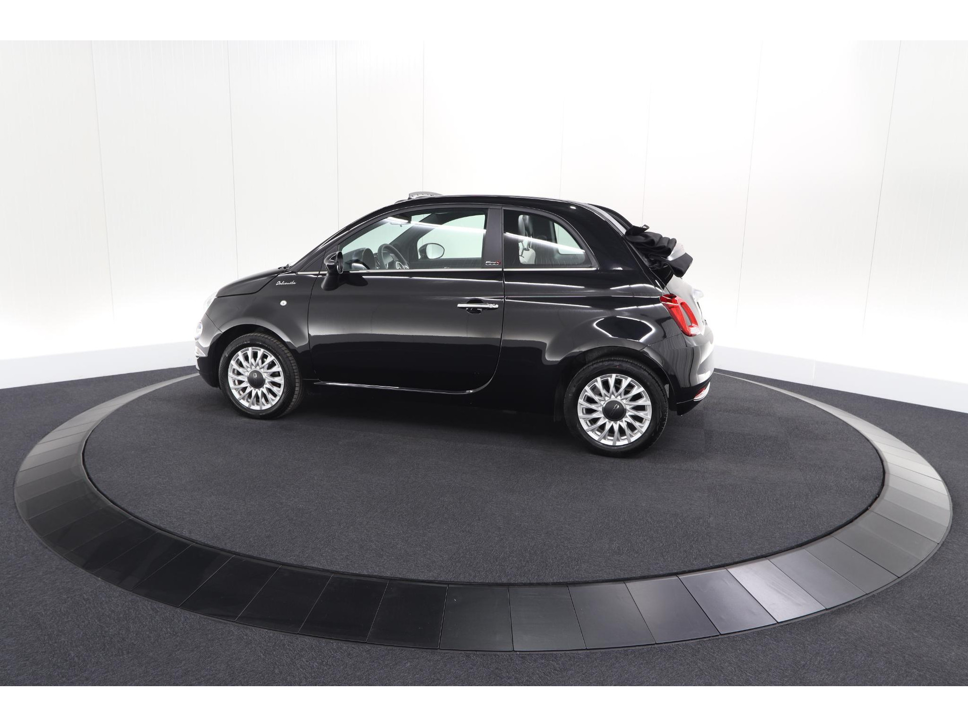 Fiat 500 C 1.0 Hybrid Dolcevita | Elektrisch Vouwdak | Apple Carplay | Parkeersensoren | Climate Control