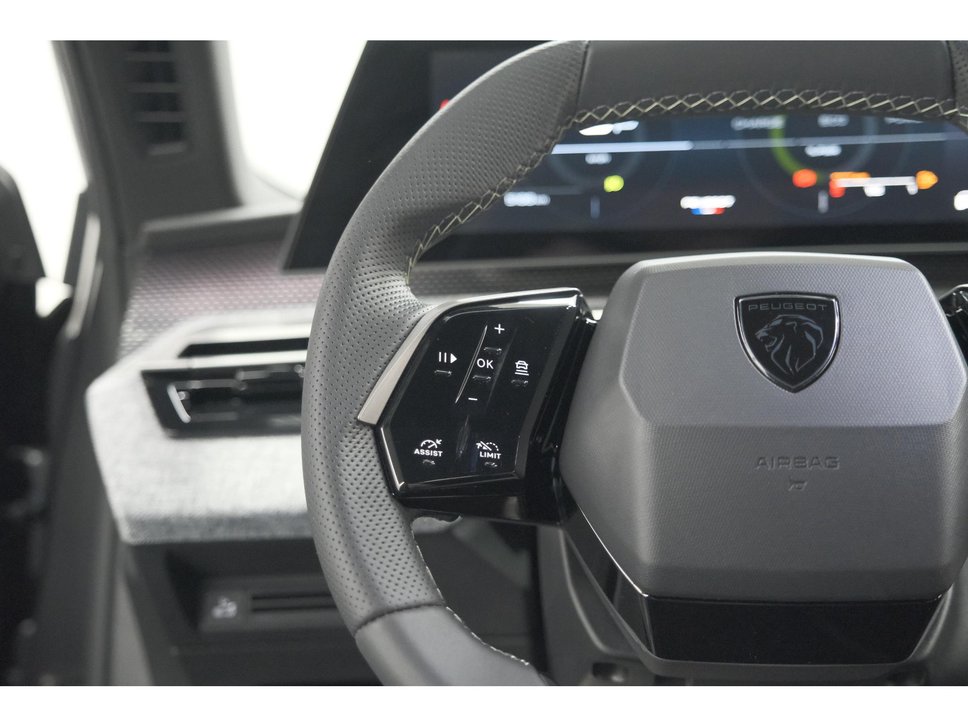 Peugeot 3008 1.2 Hybrid 136 GT | Pack Winter | Camera | Adaptieve Cruise Control | Elektrische Kofferklep