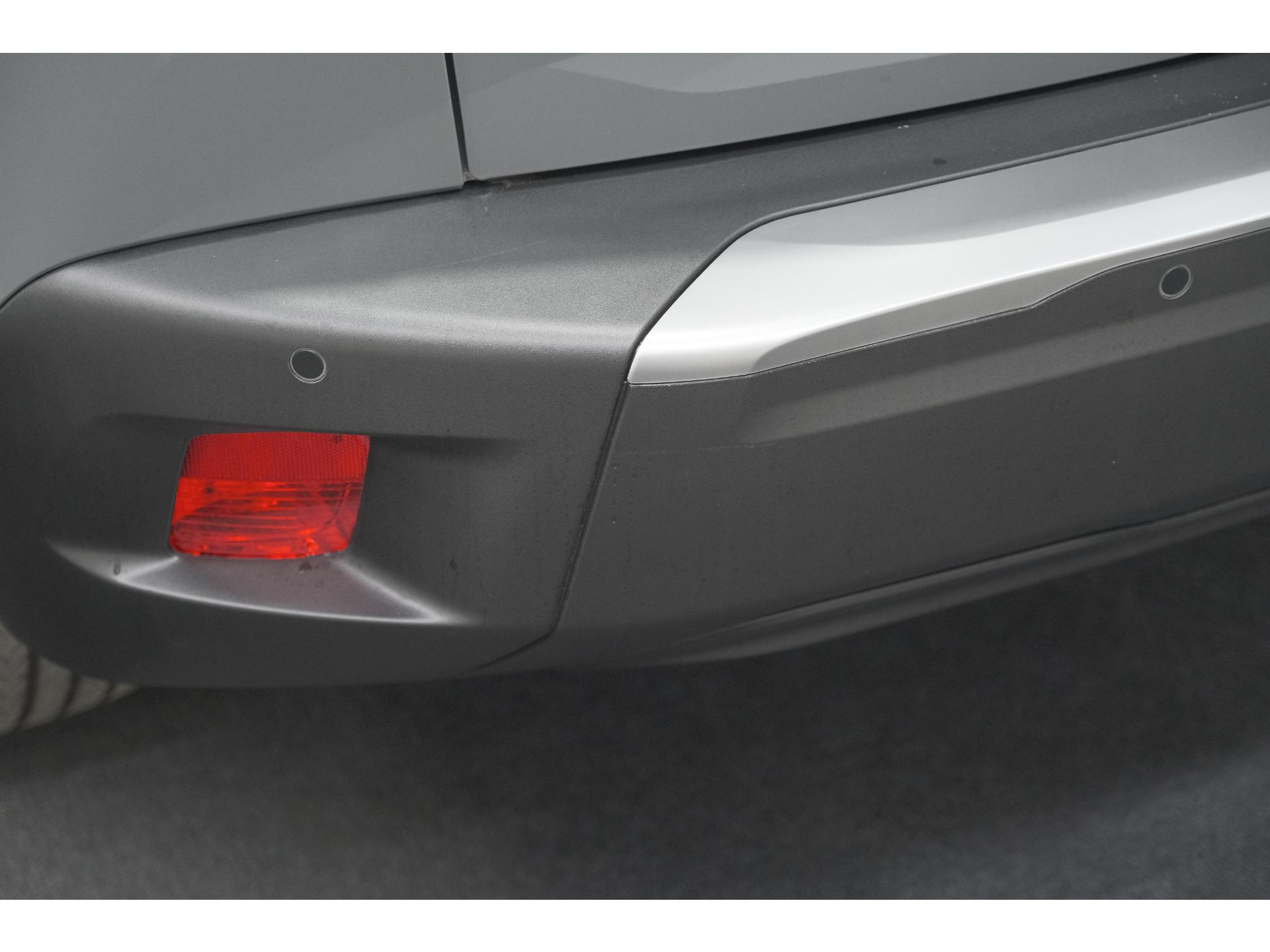 Peugeot e-2008 EV Allure 54 kWh | 11 KW Lader | Warmtepomp | Apple Carplay | Parkeersensoren
