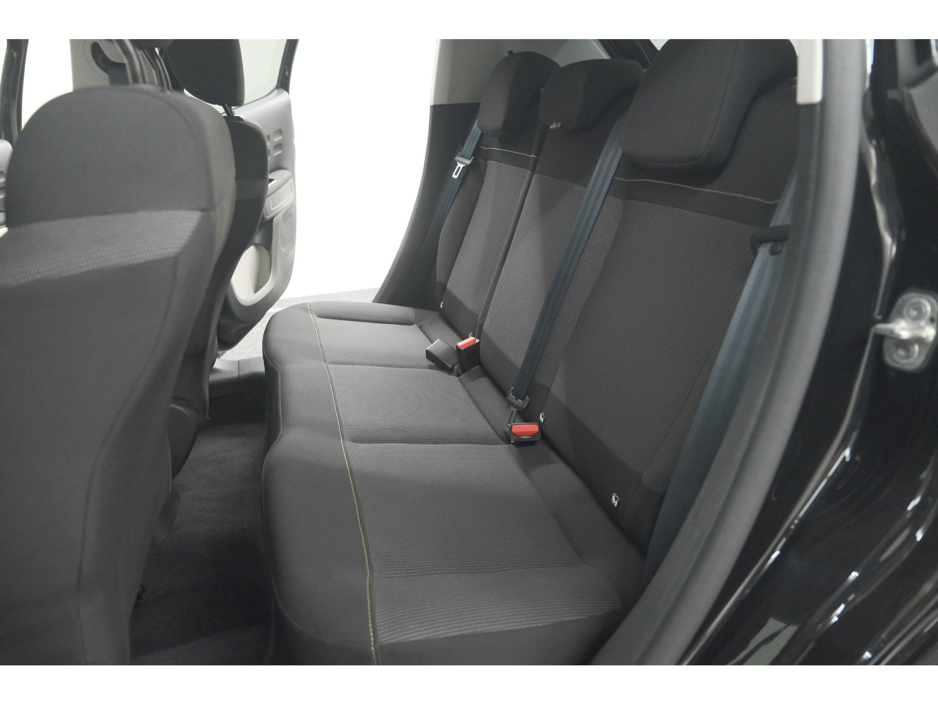 Citroen C3 PureTech 110 EAT6 Max | Apple Carplay | Parkeersensoren | Climate Control | 16 Inch Lichtmetalen Velgen