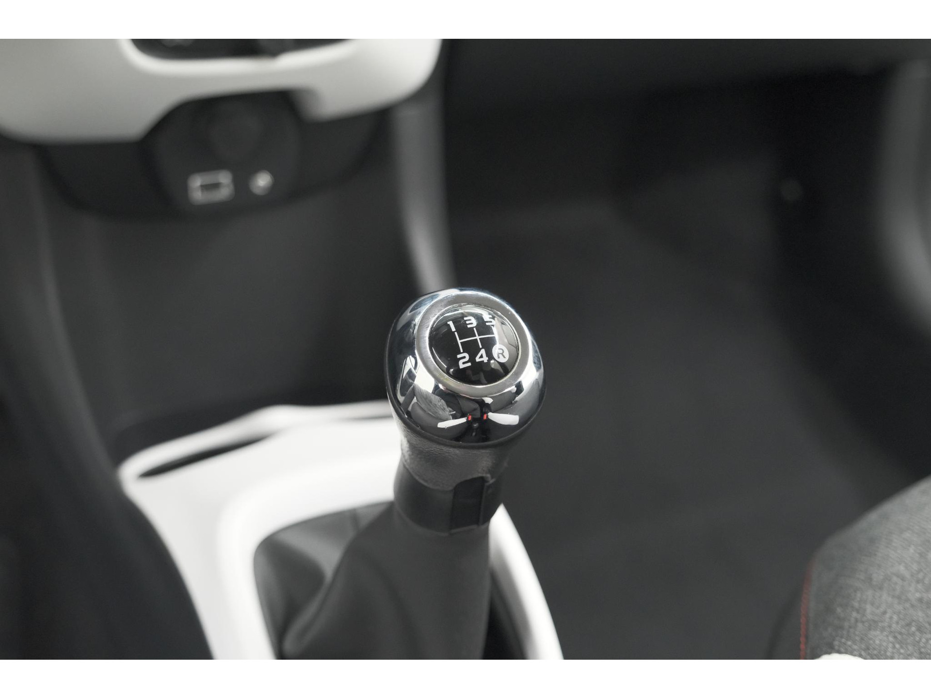 Citroen C1 1.0 VTi Feel | Camera | Apple Carplay | Airco | 5 Deurs