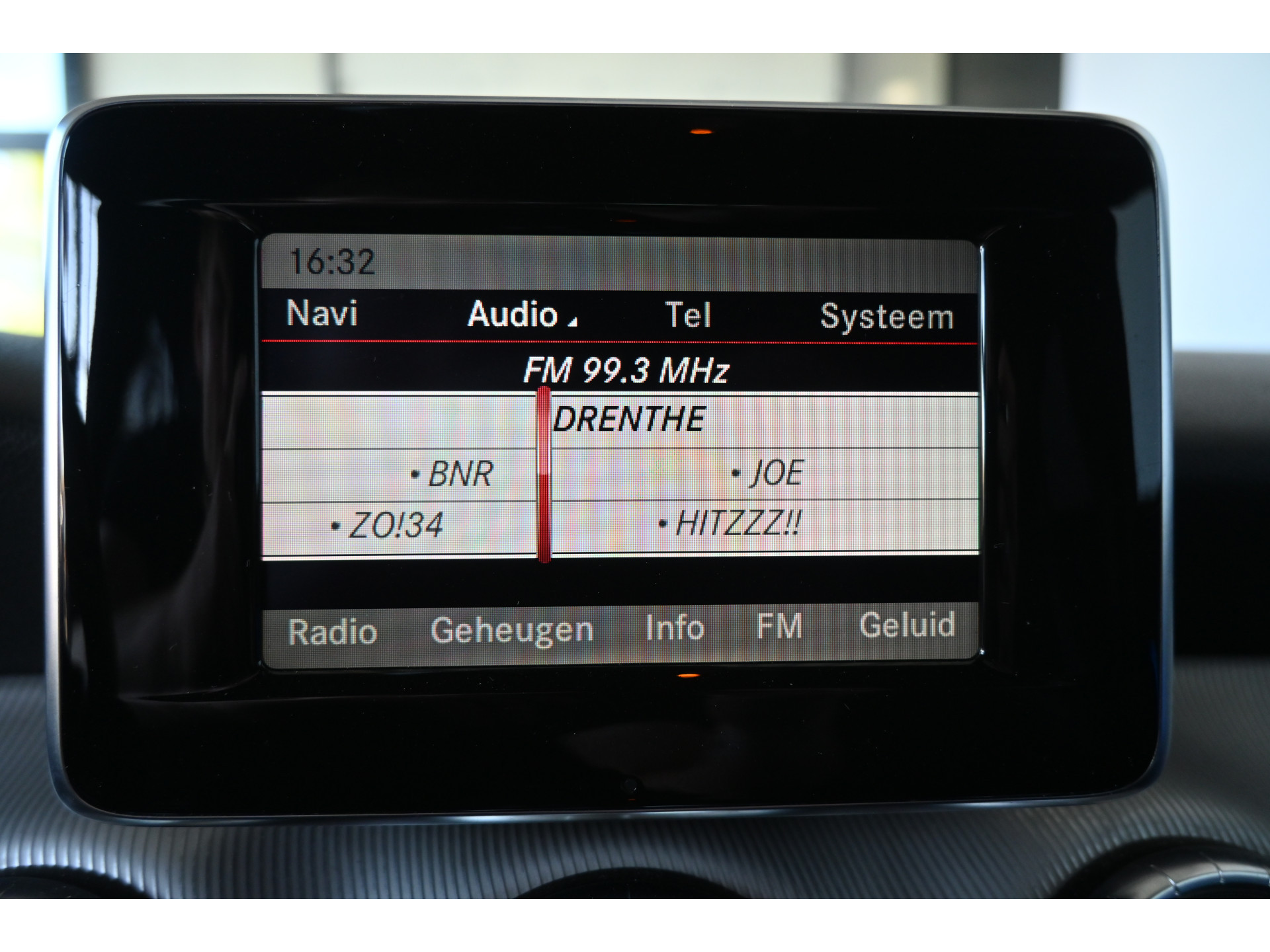 Mercedes-Benz CLA-klasse 200 Ambition Bi-Xenon Cruise Airco PDC Navigatie Inruil Mogelijk!