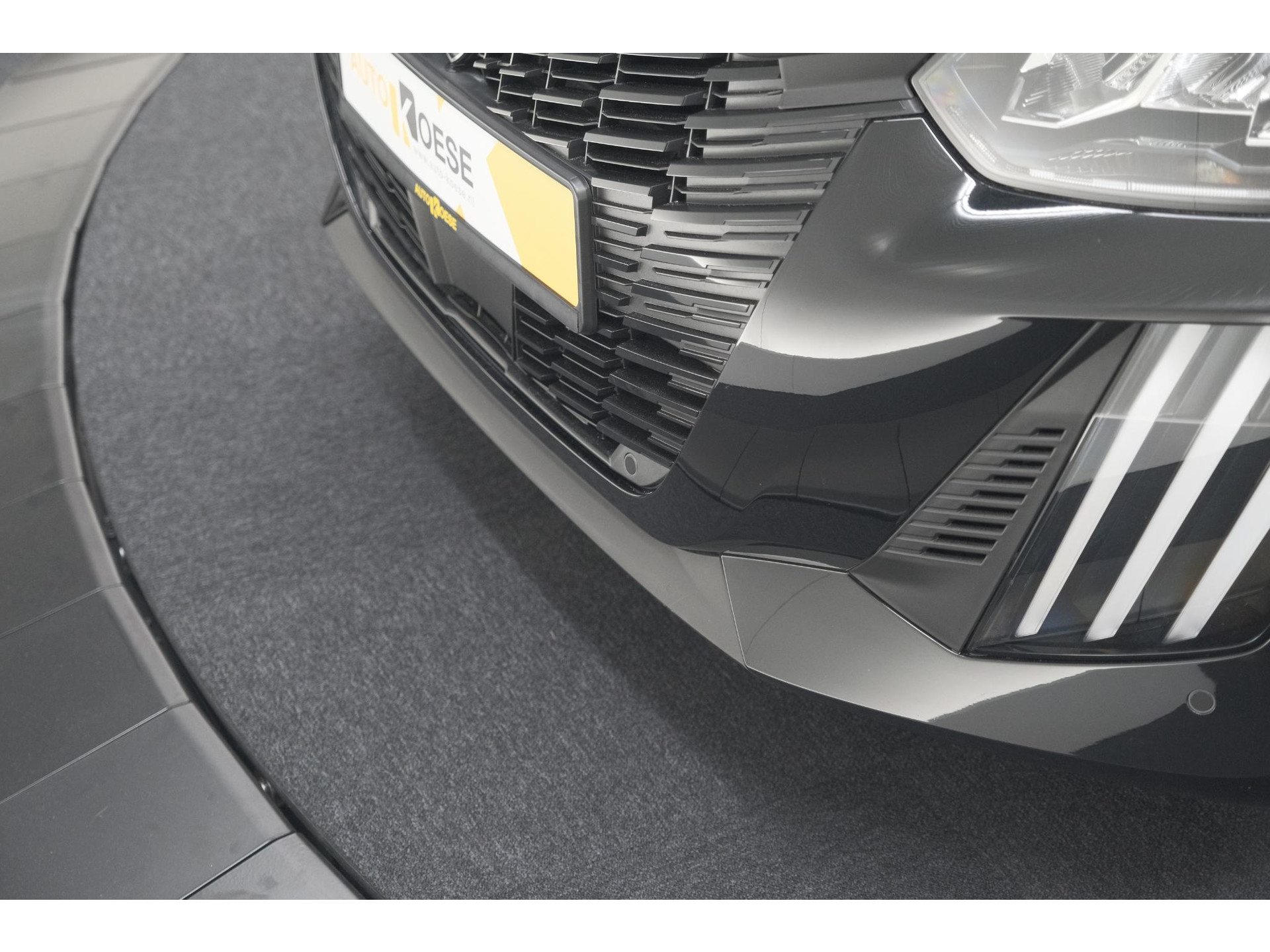 Peugeot 208 PureTech 100 Allure | Apple Carplay | Parkeersensoren | Climate Control