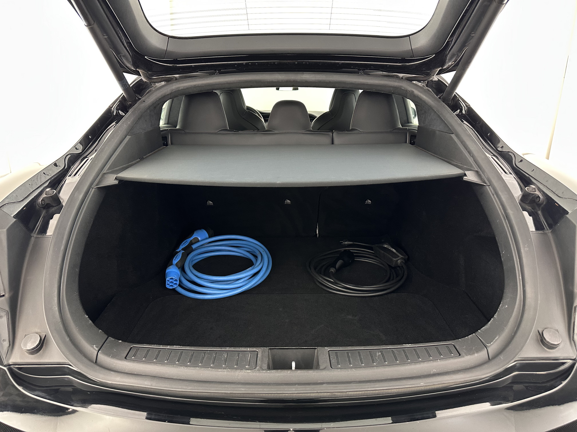 Tesla Model S 75D Base AWD [ 3-Fase-17kW ] {SOH-85%} (INCL-BTW) Aut. *PANO-WINDOW | LEATHER | AIR-SUSPENION | FULL-LED | NAVI-FULLMAP | KEYLESS | MEMORY-PACK | HEATED-COMFORTSEATS | DIGI-COCKPIT | CARBON-INLAY | AUTO-PILOT | 19"ALU*