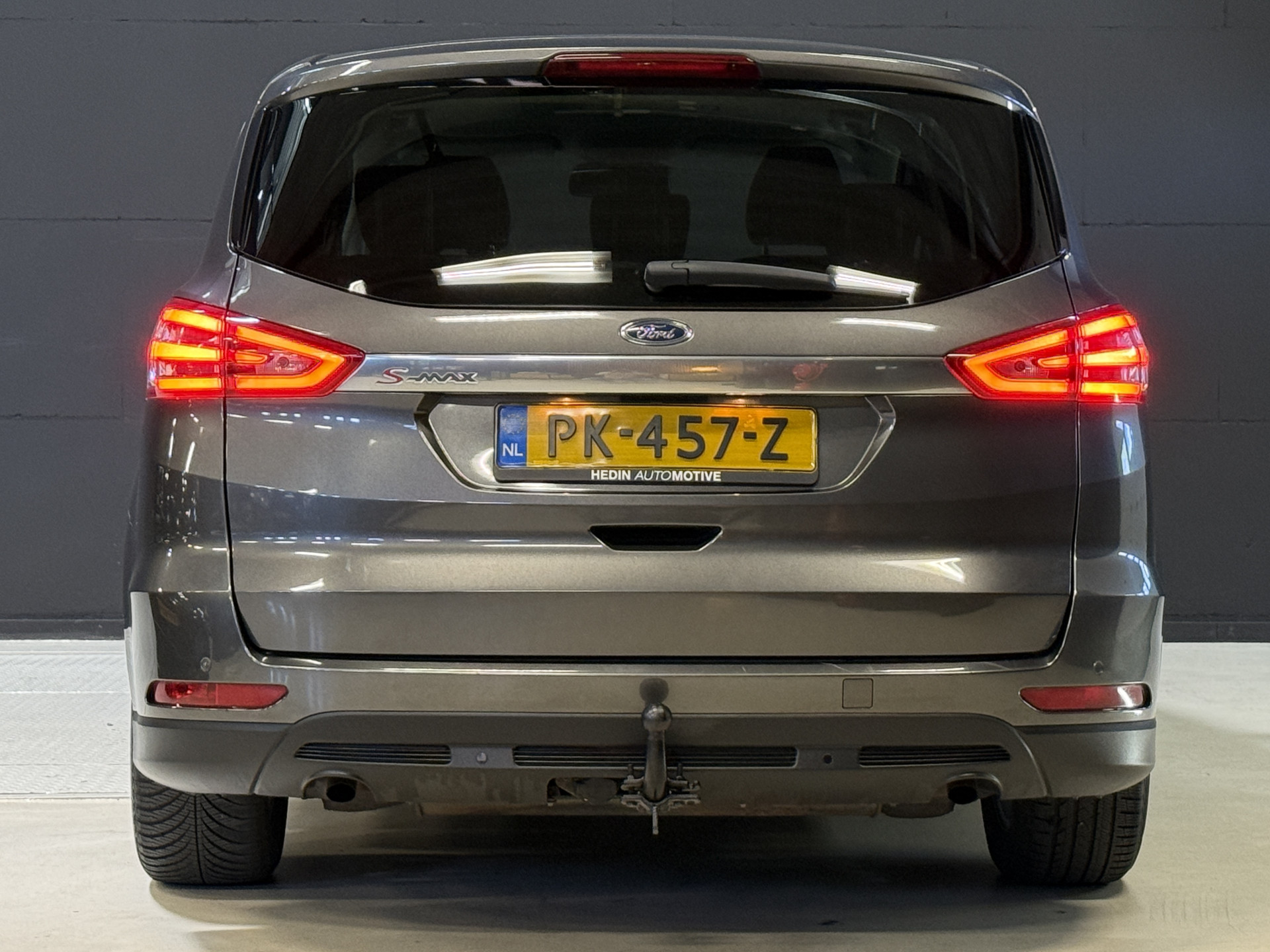 Ford S-Max 1.5 Titanium 7p. | Stoel/stuur verwarming | Trekhaak | Apple Carplay