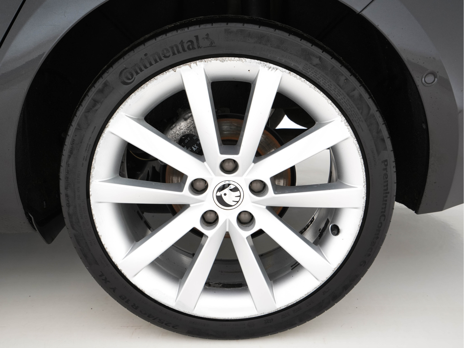 ŠKODA Octavia 1.0 TSI Greentech Style Business (INCL-BTW) Aut. *LEATHER-ALCANTARA | NAVI-FULLMAP | FULL-LED | CANTON-AUDIO | KEYLESS | DAB | HEATED-COMFORTSEATS | ECC | PARKPILOT | SHIFT-PADDLES | CRUISE | PRIVACY-GLASS | 18"ALU*