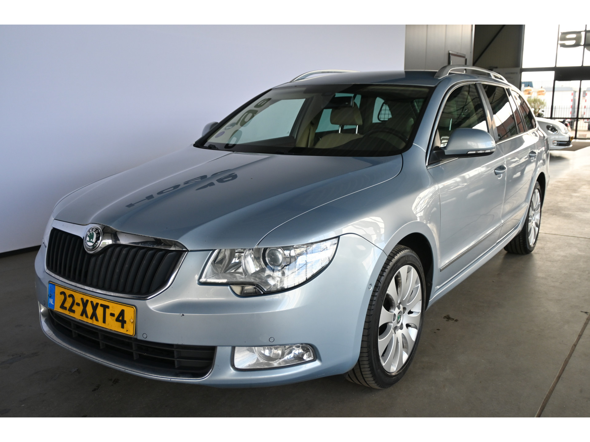 ŠKODA Superb Combi 1.8 TSI Elegance Business Line Automaat Navigatie Leder All in Prijs! Inruil Mogelijk!