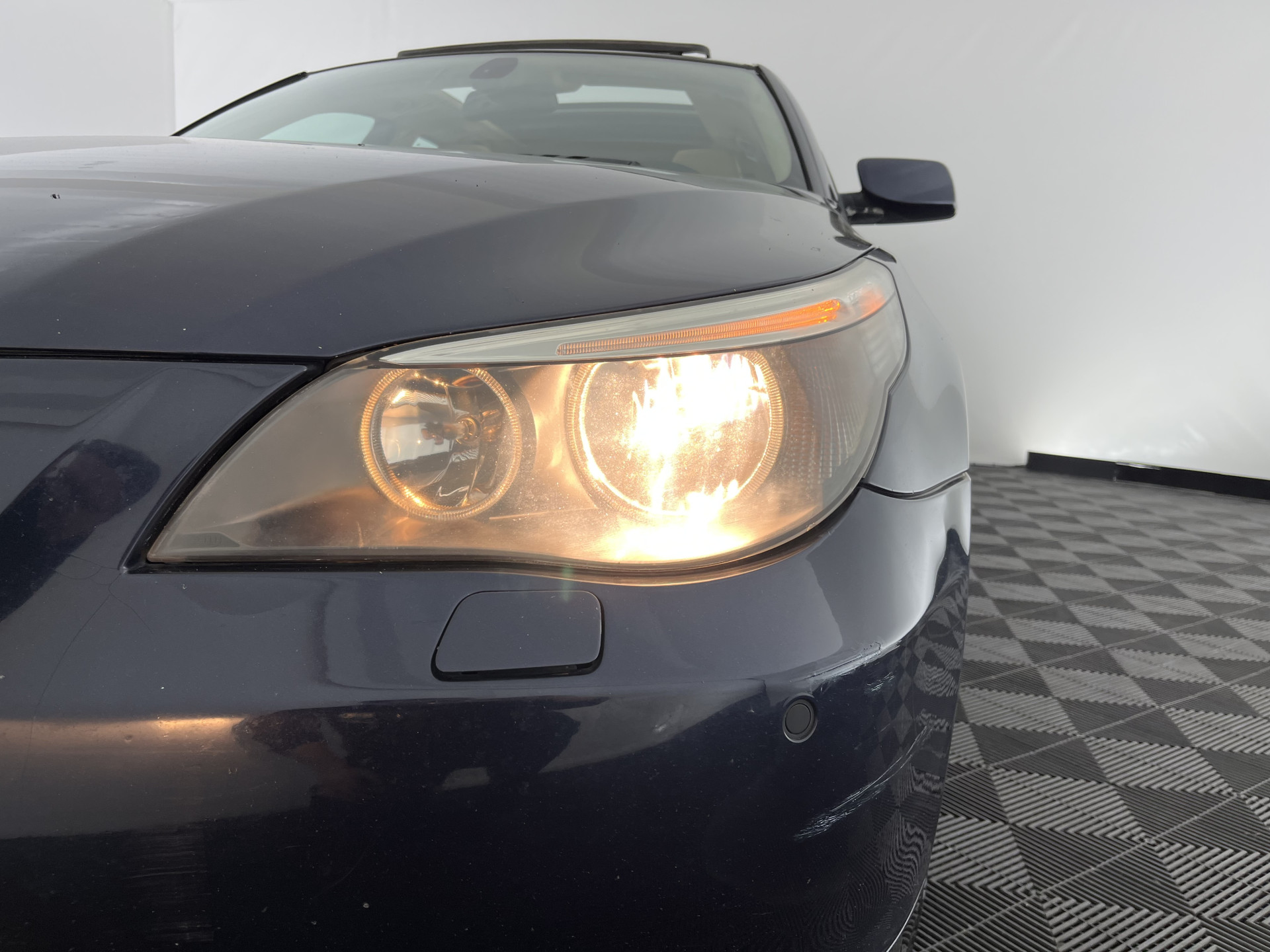 BMW 5-serie Touring 525d *PANO | LEATHER | NAVI-FULLMAP | HIFI-SOUND | ECC | HEATED-SPORTSEATS | PDC | CRUISE | TOWBAR | 16''ALU *