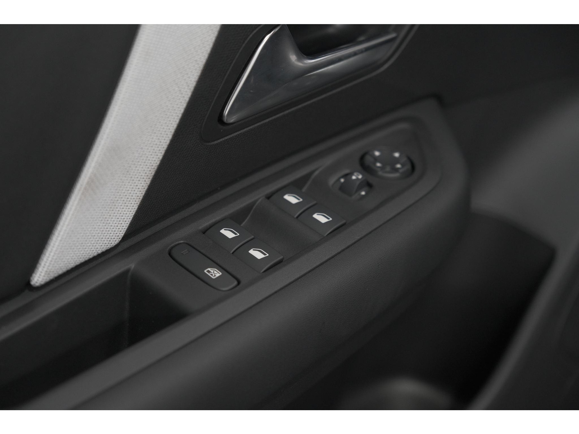 Citroen C4 1.2 Hybrid 145pk Max | 360 Camera | Adaptieve Cruise Control | Navigatie | Apple Carplay