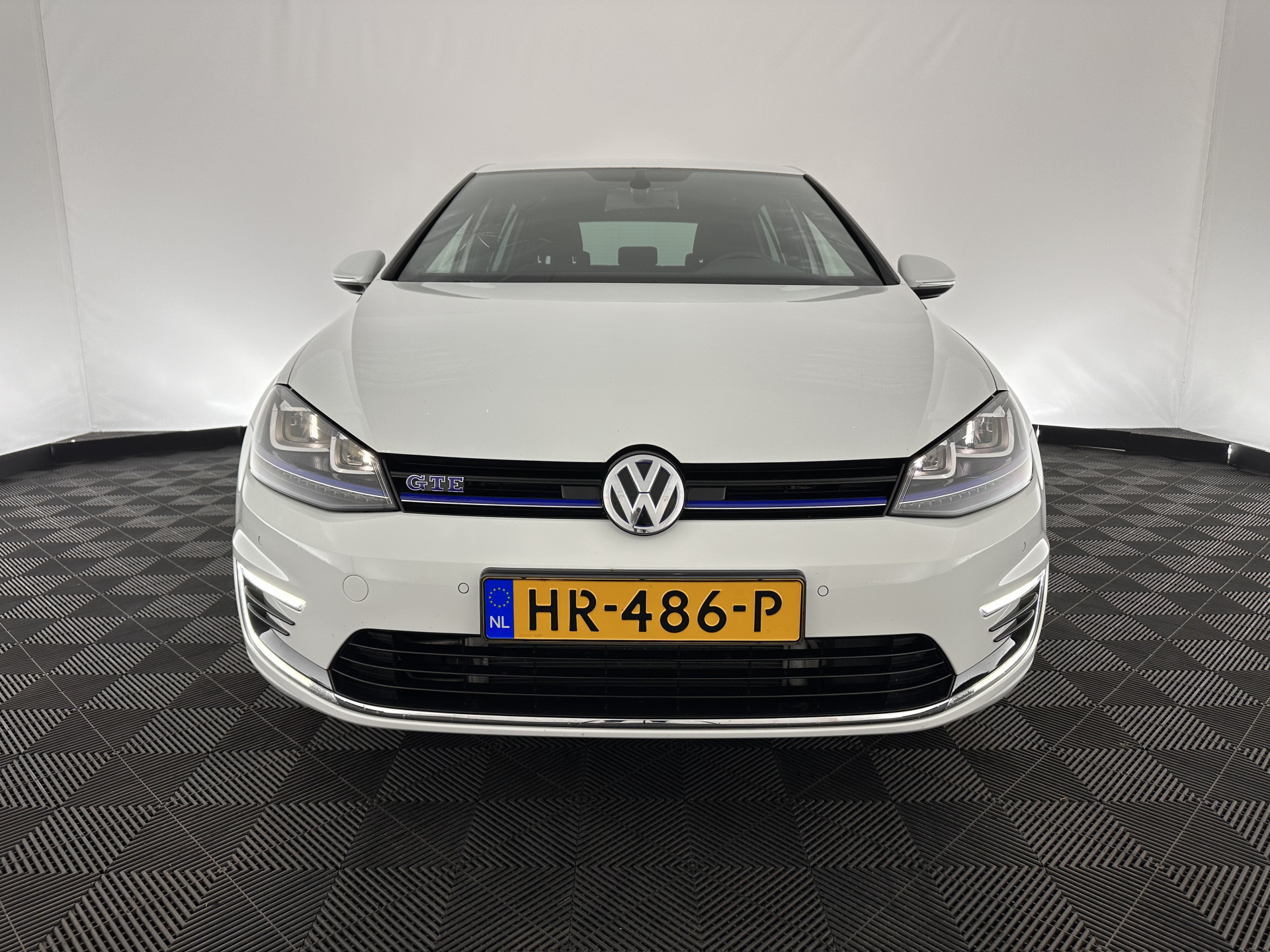 Volkswagen Golf 1.4 TSI GTE Aut. *FULL-LED | NAVI-FULLMAP | SPORT-SEATS | DAB+  | TOWBAR | ECC | SHIFT-PADDLES | PARKPILOT | CRUISE | 18''ALU*