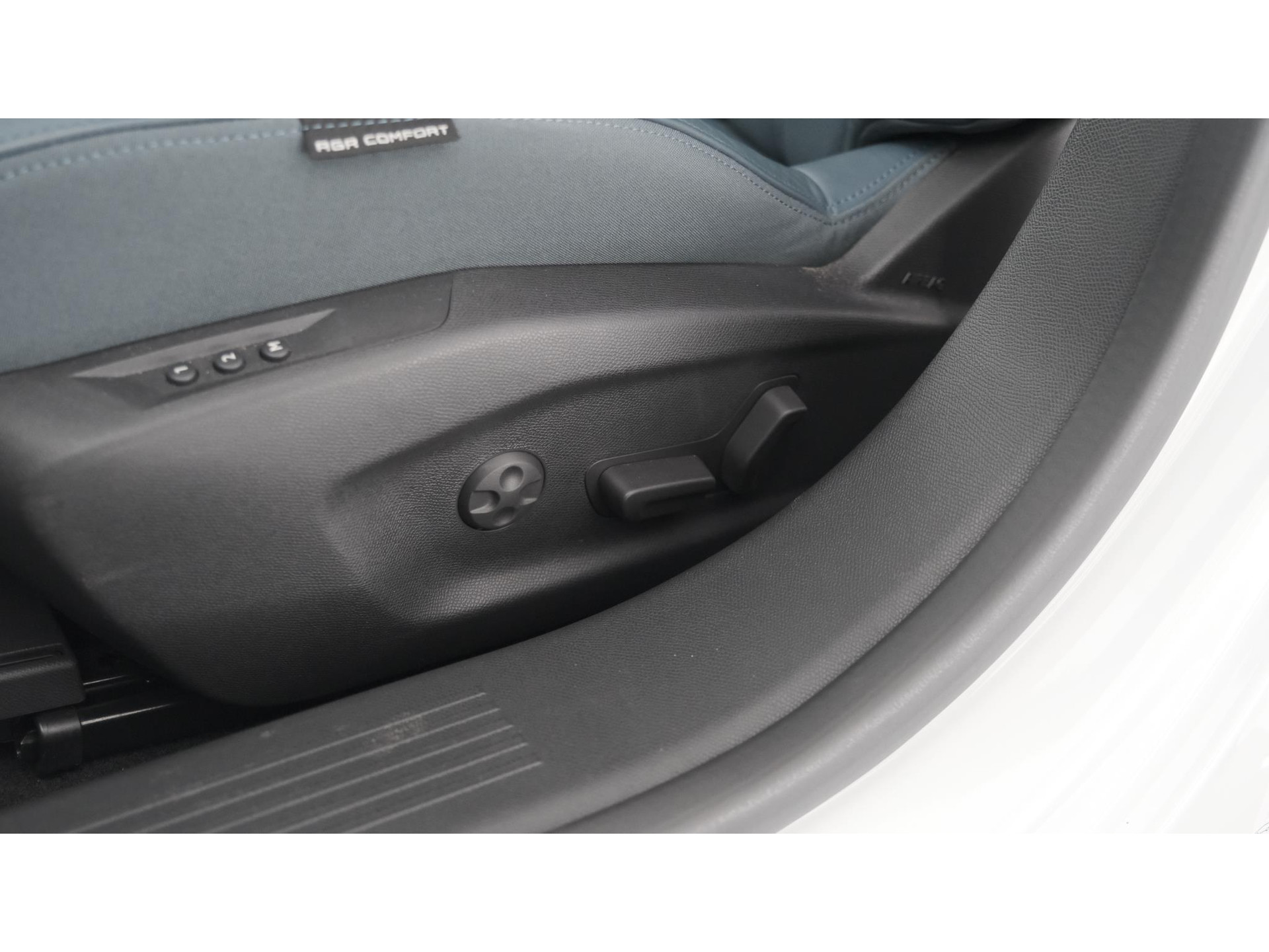 Peugeot 308 PureTech 130 GT Pack Business | Camera | Dodehoekdetectie | Apple Carplay