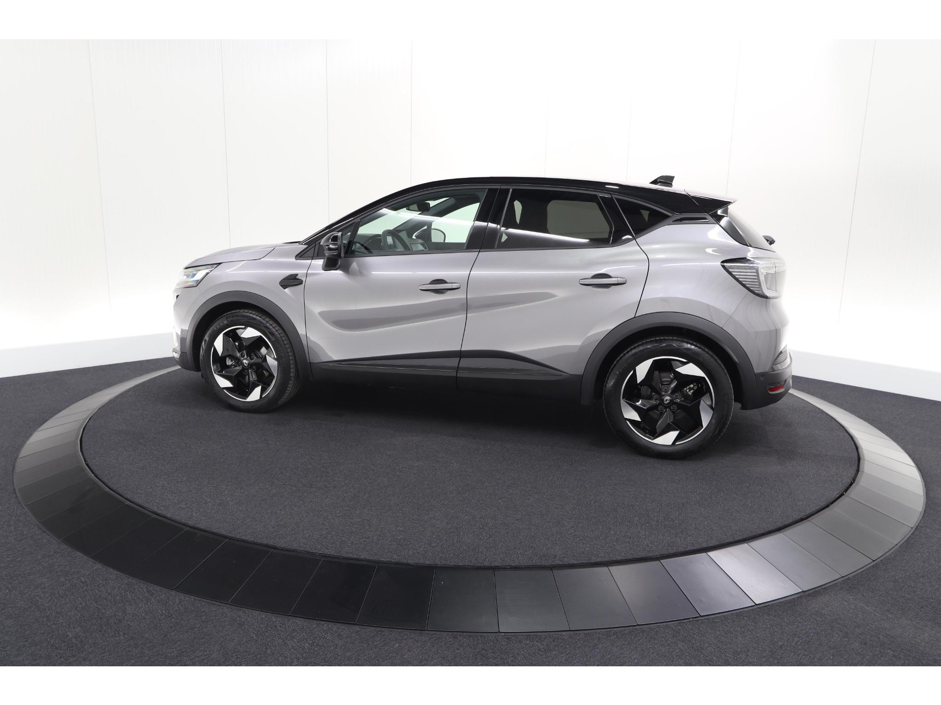 Renault Captur 1.8 E-Tech Full Hybrid 160 Techno | Camera | Adaptieve Cruise Control | Navigatie