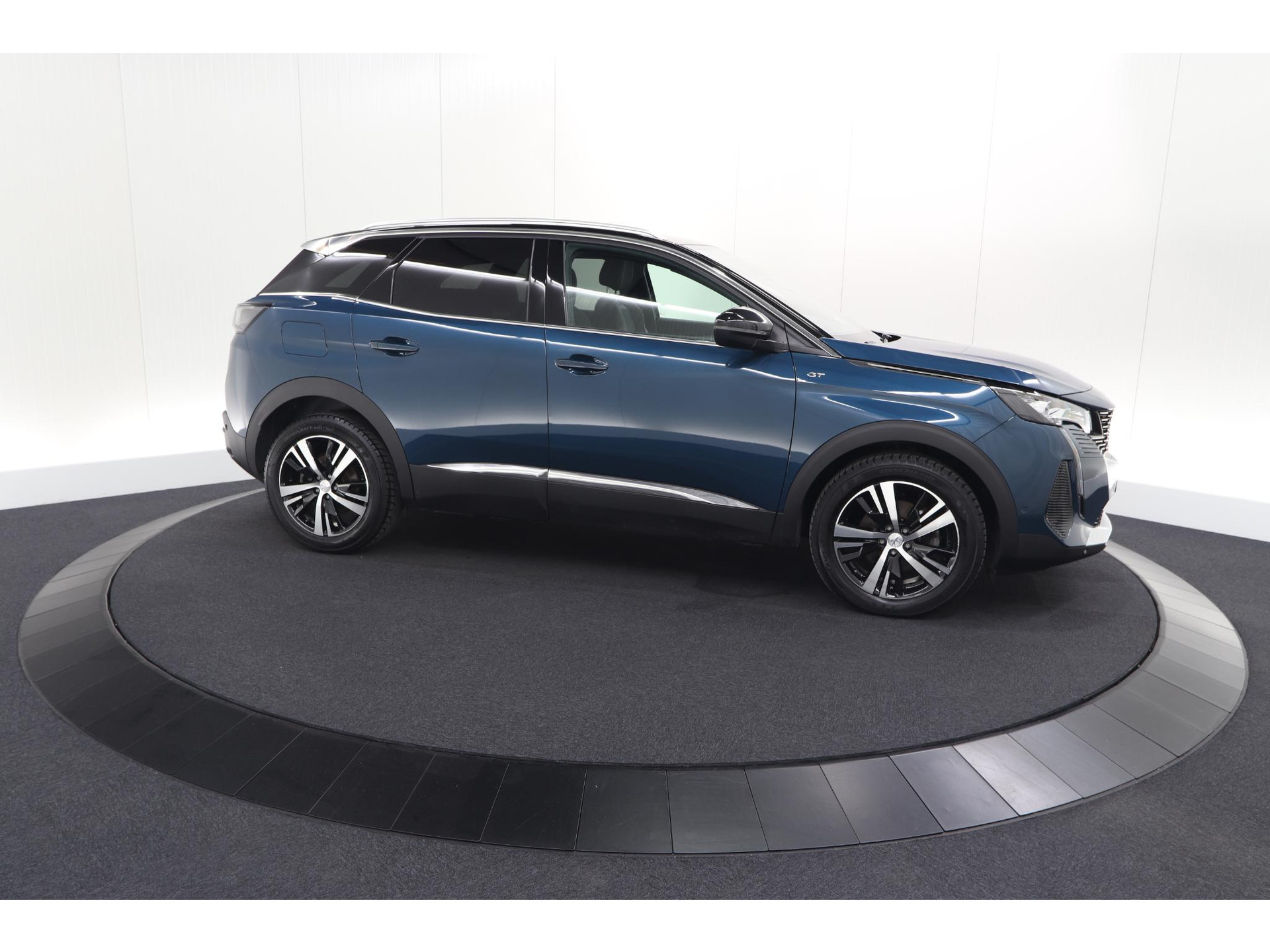 Peugeot 3008 PureTech 130 EAT8 GT | Adaptieve Cruise Control | Elektronische Kofferklep | Camera | Dodehoekdetectie