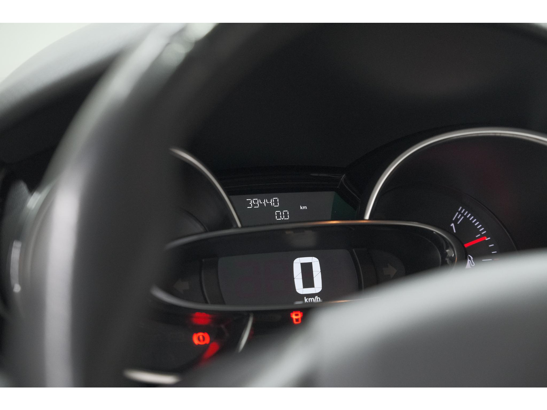 Renault Clio 1.2 Limited | Trekhaak | Navigatie | Parkeersensoren | Climate Control
