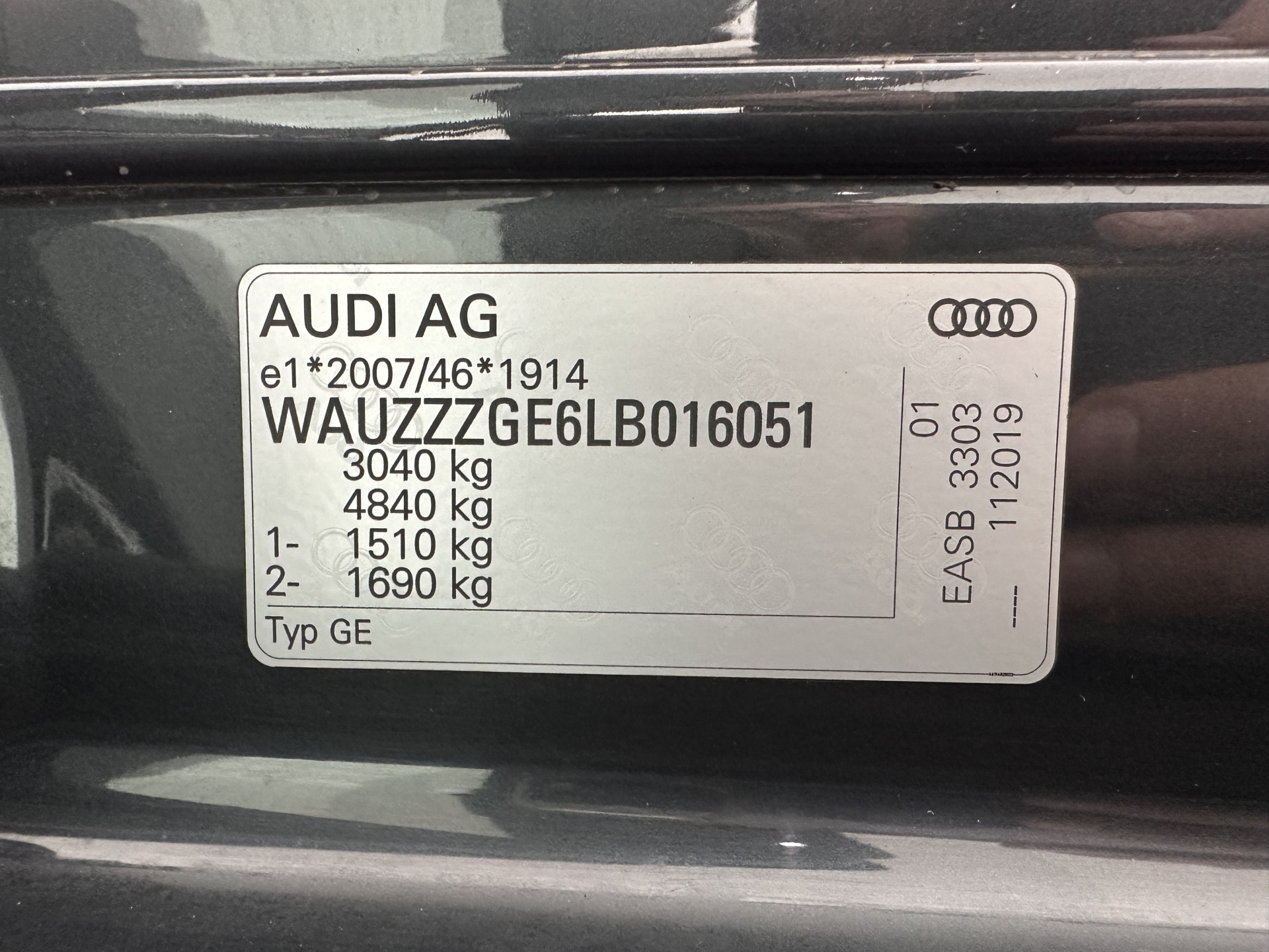 Audi e-tron 50 Quattro *ELECTRO-MOTOR AUDIBLE* Launch edition 71 kWh [ 3-Fase ] {SOH-100%} (INCL-BTW) Aut. *FULL-LED | DIGI-COCKPIT | NAVI-FULLMAP | HEATED-COMFORTSEATS | KEYLESS | AUDI-SOUND | SHIFT-PADDLES | ECC | PDC | CRUISE | 20''ALU*