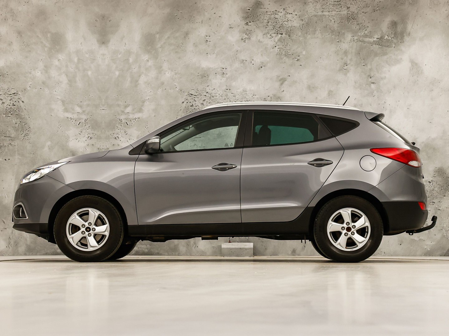 Hyundai ix35 1.6i GDI Sport (CLIMATE, STOELVERWARMING, GETINT GLAS, SPORTSTOELEN, TREKHAAK, CRUISE, NIEUWSTAAT)