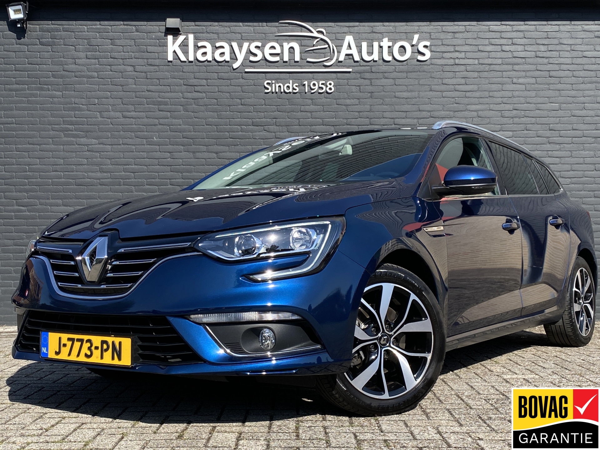 Renault Mégane Estate 1.3 TCe Bose 160 pk AUT. | navigatie | cruise control | trekhaak | bose audio | keyless | privacy glas