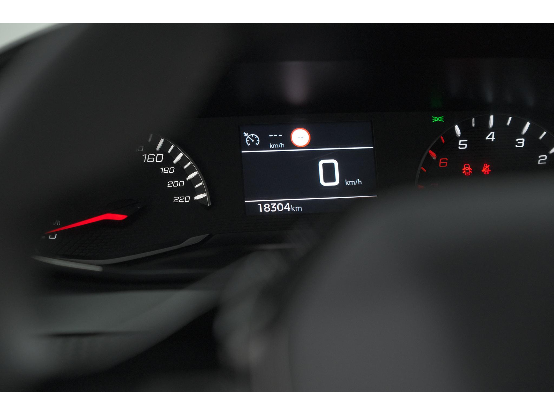 Peugeot 208 PureTech 100 Allure Pack | Camera | Apple Carplay | Stoelverwarming | Parkeersensoren