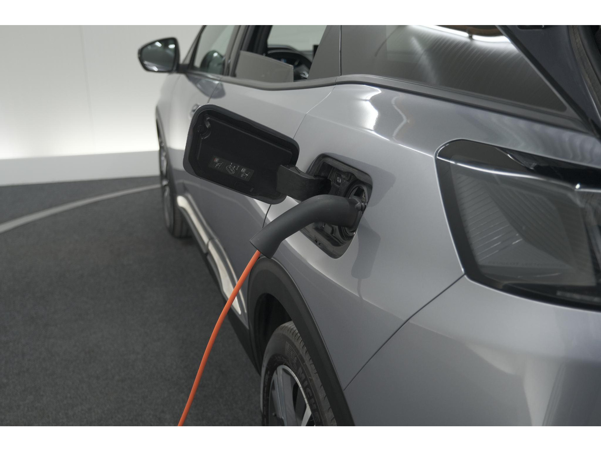 Peugeot 3008 1.6 HYbrid 225 Allure Pack Business | Camera | Navigatie | Apple Carplay | Parkeersensoren