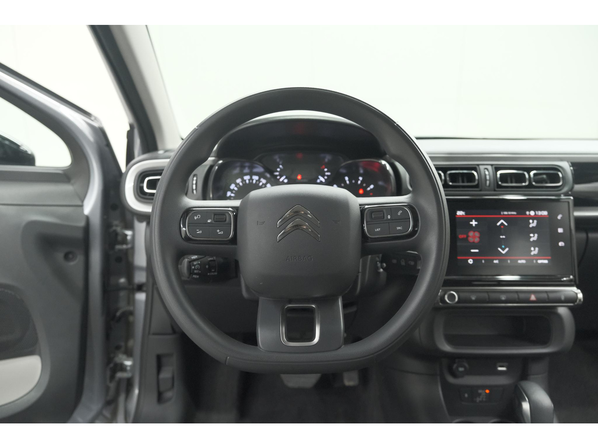 Citroen C3 PureTech 110 EAT6 Max | Apple Carplay | Parkeersensoren | Climate Control | 16 Inch Lichtmetalen Velgen