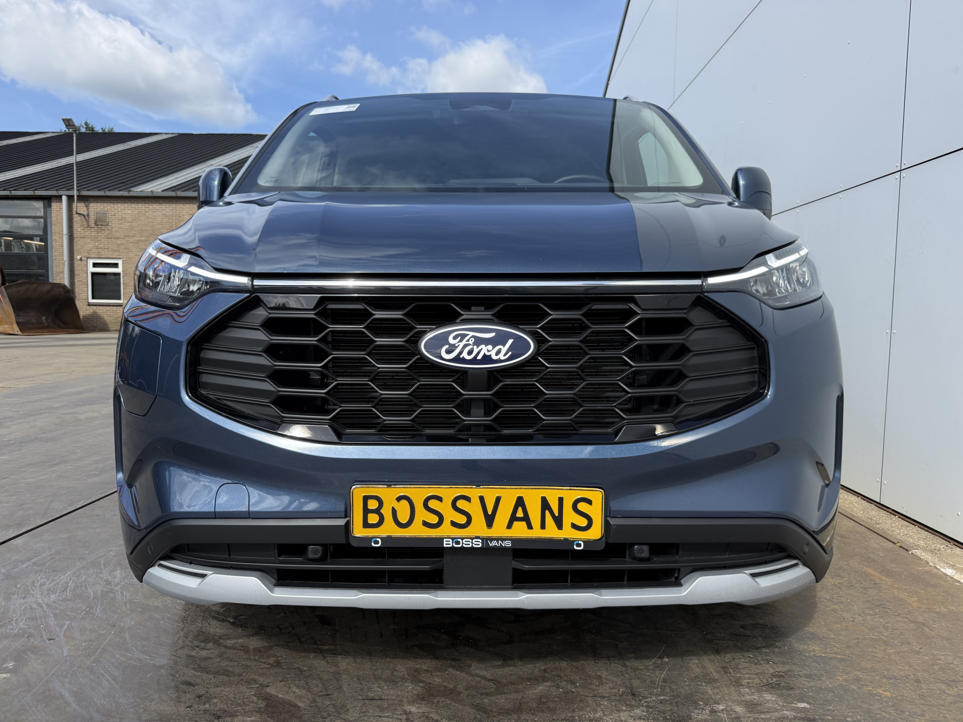 Ford Tourneo Custom 233PK PHEV Prijs Incl. BPM Excl. BTW Automaat 8-Personen Automaat LED B&O Audio Lichtmetalen Velgen PDC Carplay Camera Parkeersensoren Cruise Control