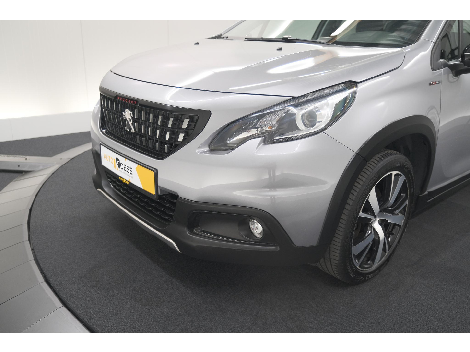Peugeot 2008 PureTech 110 EAT6 GT-Line | Trekhaak | Panoramadak | Apple Carplay | Parkeersensoren