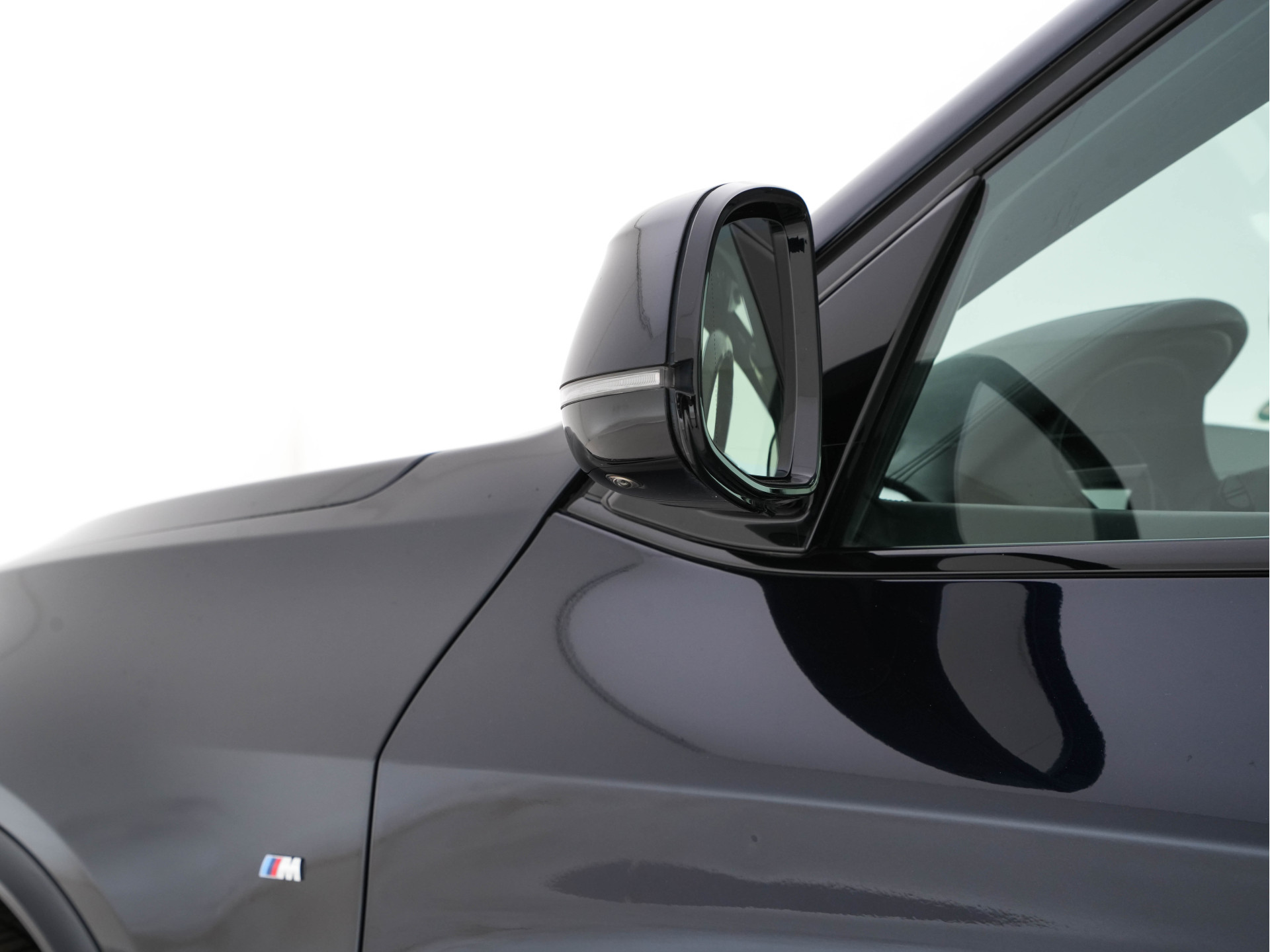 BMW X5 xDrive30d High Executive M-Sportpack Aut. *PANO | LUXURY-LEATHER | FULL-LED | HARMAN/KARDON-SURROUND | HEAD-UP | MEMORY-PACK | DIGI-COCKPIT | KEYLESS | CAMERA | NAVI-FULLMAP | AMBIENT-LIGHT | HEATED-COMFORT-SEATS | SHIFT-PADDLES