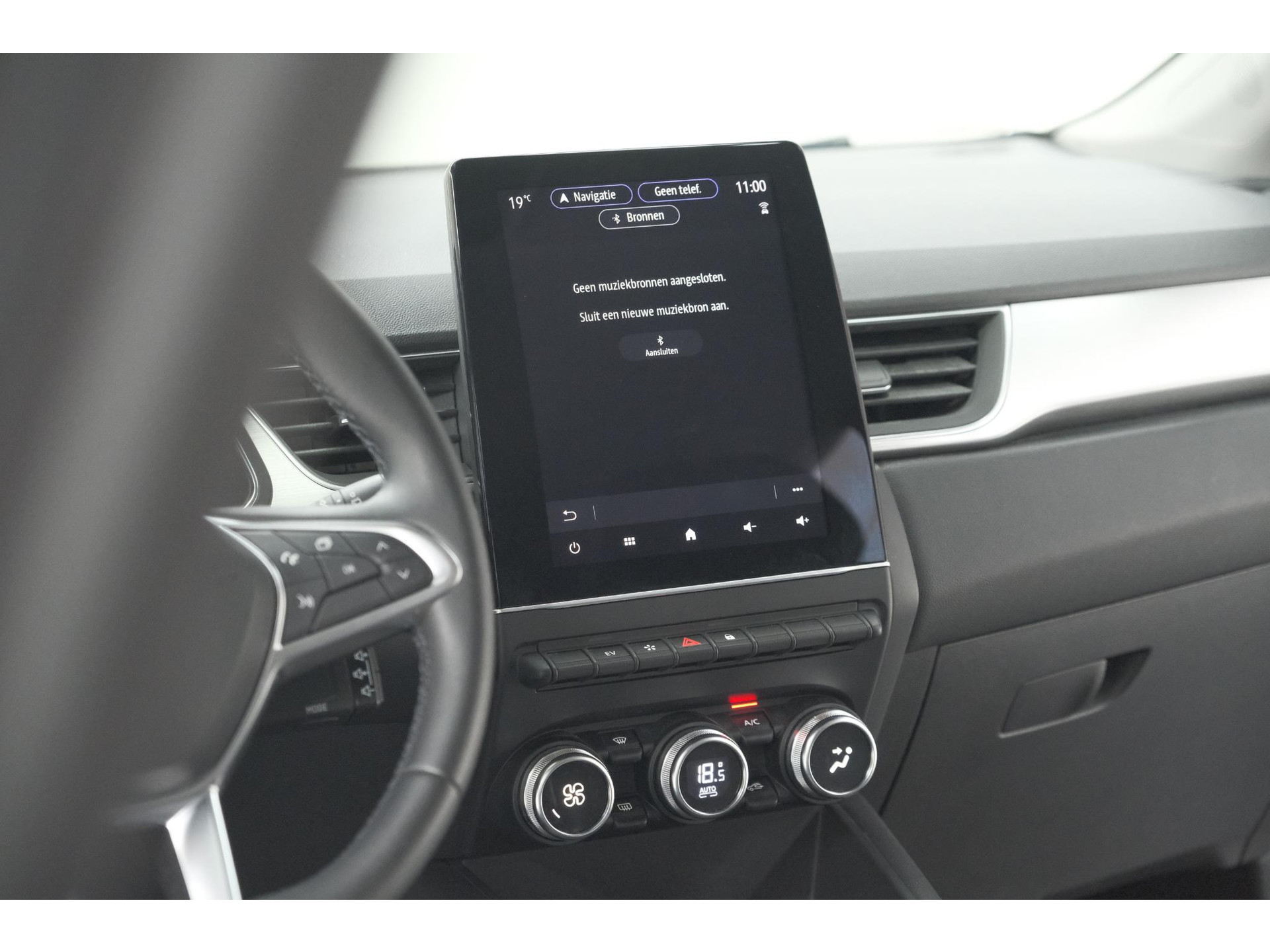 Renault Captur 1.6 E-Tech Plug-in Hybrid 160 Intens | Allseason Banden | Camera | 9.3 Inch Grootscherm | Apple Carplay