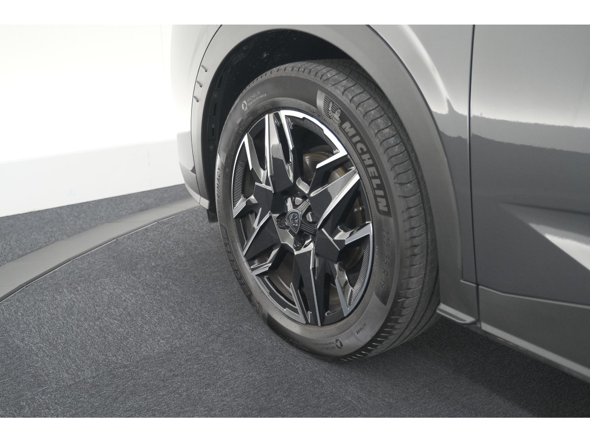 Peugeot 3008 1.2 Hybrid 136 e-DSC6 Allure | Camera | Stoelverwarming | Navigatie | Apple Carplay