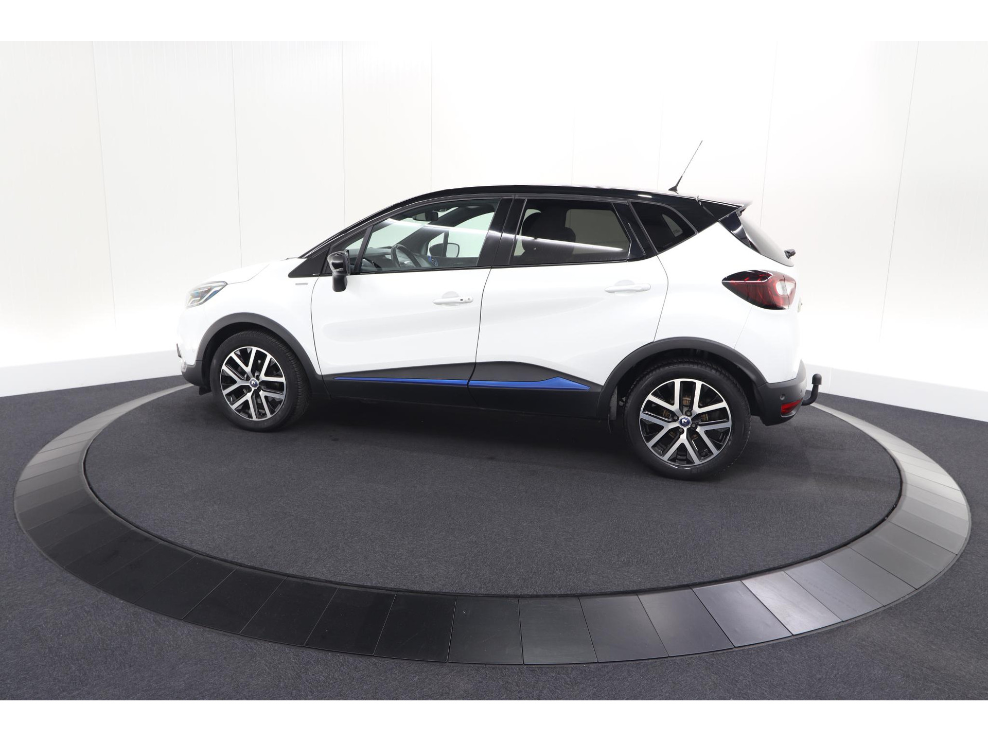 Renault Captur TCe 150 EDC S-Version | Trekhaak| Camera | Dodehoekdetectie | Navigatie