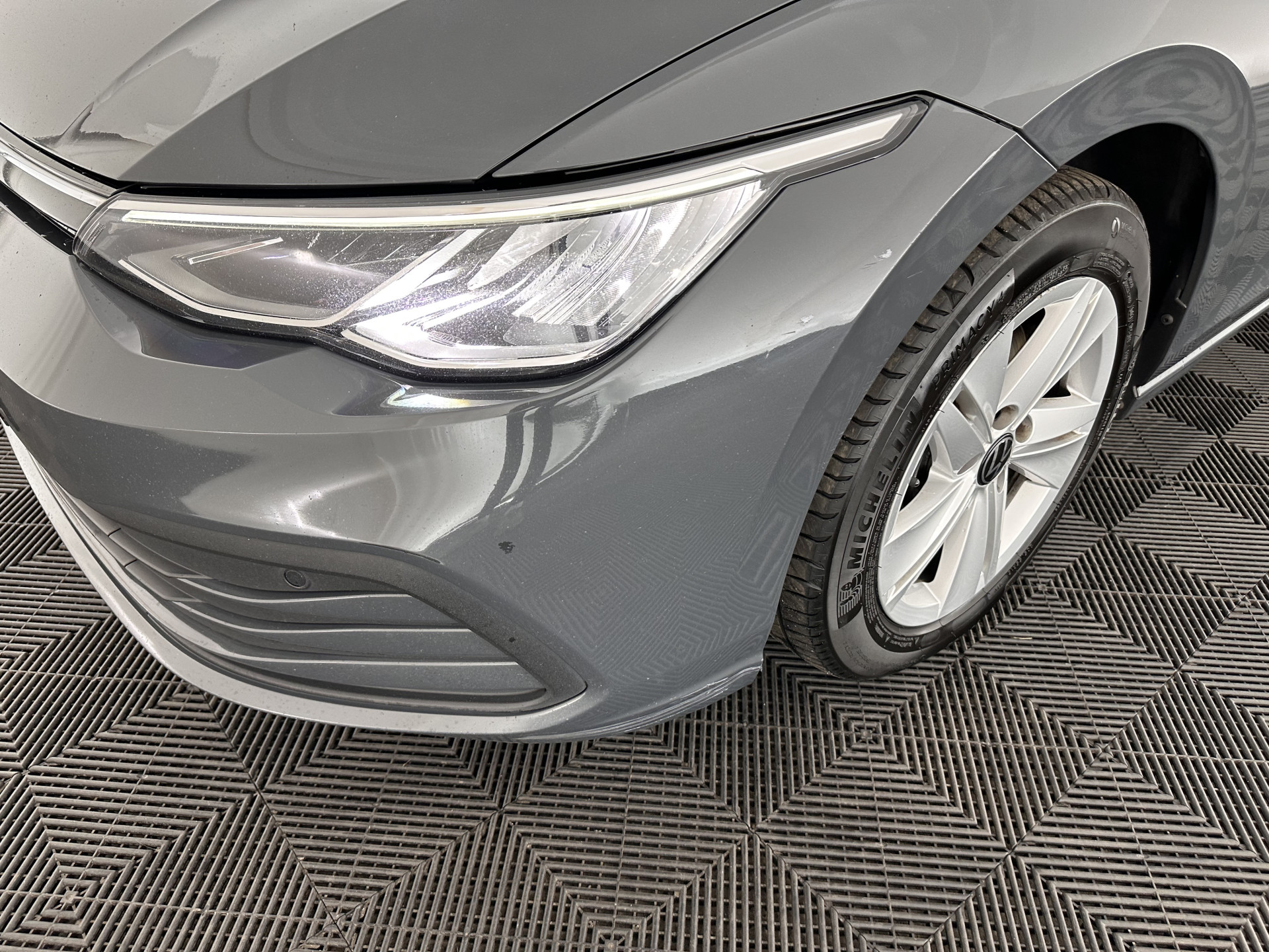 Volkswagen Golf Variant 2.0 TDI Life Business (INCL-BTW)  *FULL-LED | DIGI-COCKPIT | NAVI-FULLMAP | HEATED-COMFORTSEATS | KEYLESS | DAB+ | CARPLAY | ECC | AMBIENT-LIGHT | PDC | 16''ALU*