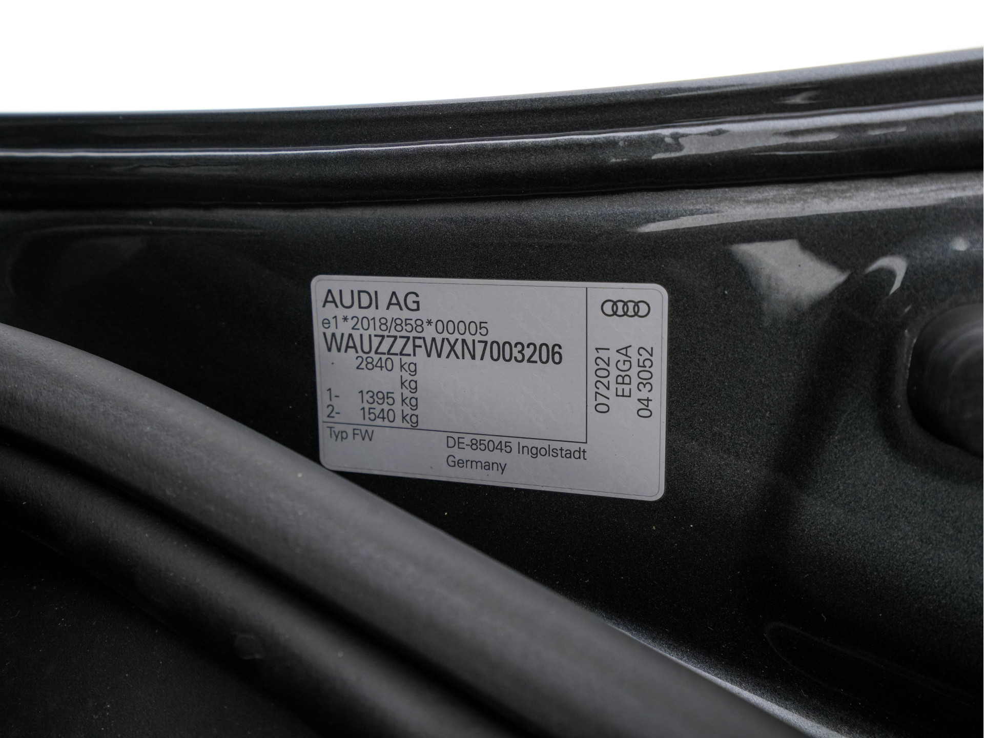 Audi e-tron GT 93 kWh Quattro [ 3-Fase ] {SOH-93%} (INCL-BTW) *PANO | FULL-LED | LEATHER | AUDI-SOUNDSYSTEM | DIGI-COCKPIT | NAVI-FULLMAP | HEATED-SPORTSEATS | TOP-VIEW | DAB | KEYLESS | LANE-ASSIST | SHIFT-PADDLES | PRIVACY-GLASS | 20