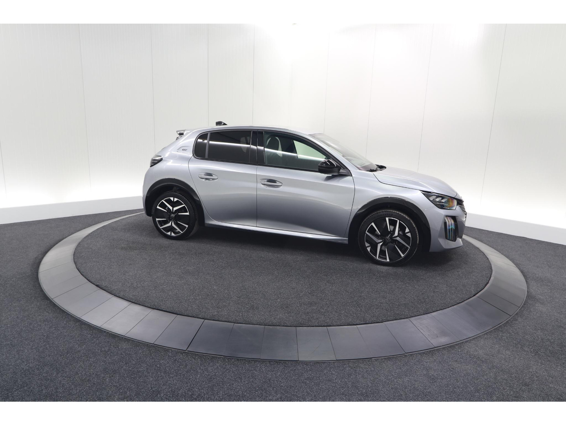 Peugeot 208 PureTech 100 GT | Camera | Navigatie | Apple Carplay | Parkeersensoren