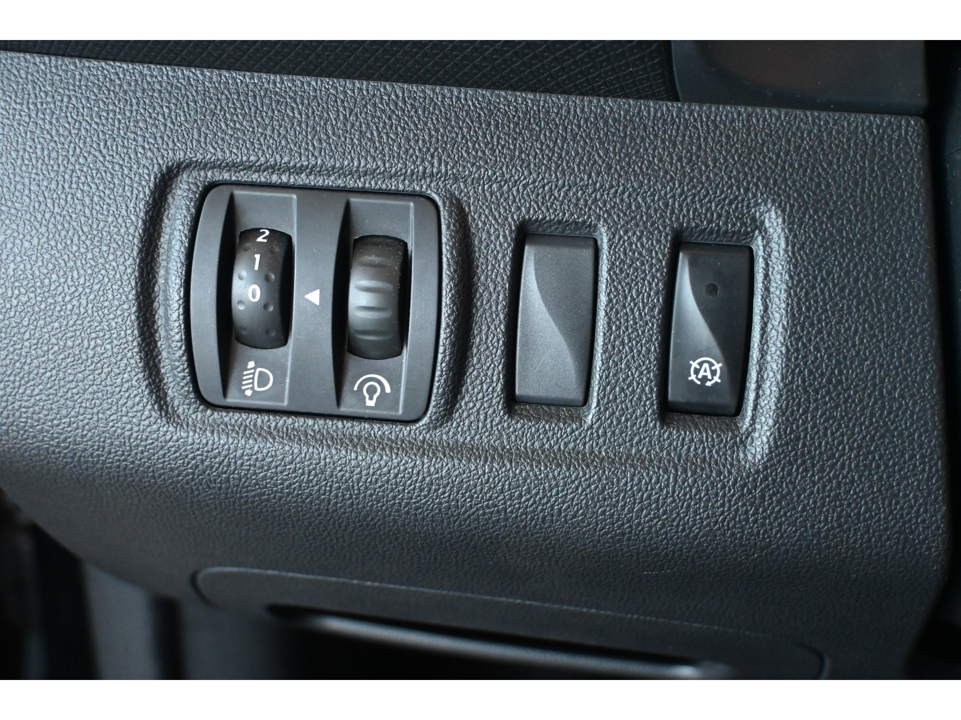 Renault Clio 1.2 Dynamique Automaat Airco Navigatie Cruise Control Goed Onderhouden! Inruil Mogelijk!