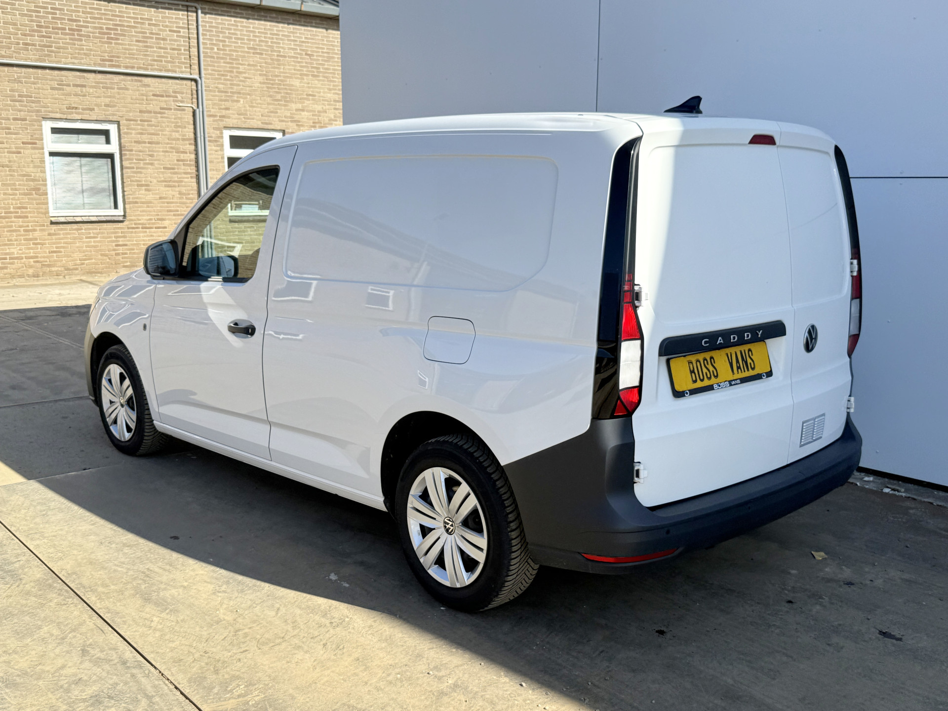 Volkswagen Caddy Cargo 2.0 TDI 122PK Automaat L1 Cruise Control Climate Control Carplay Parkeersensoren