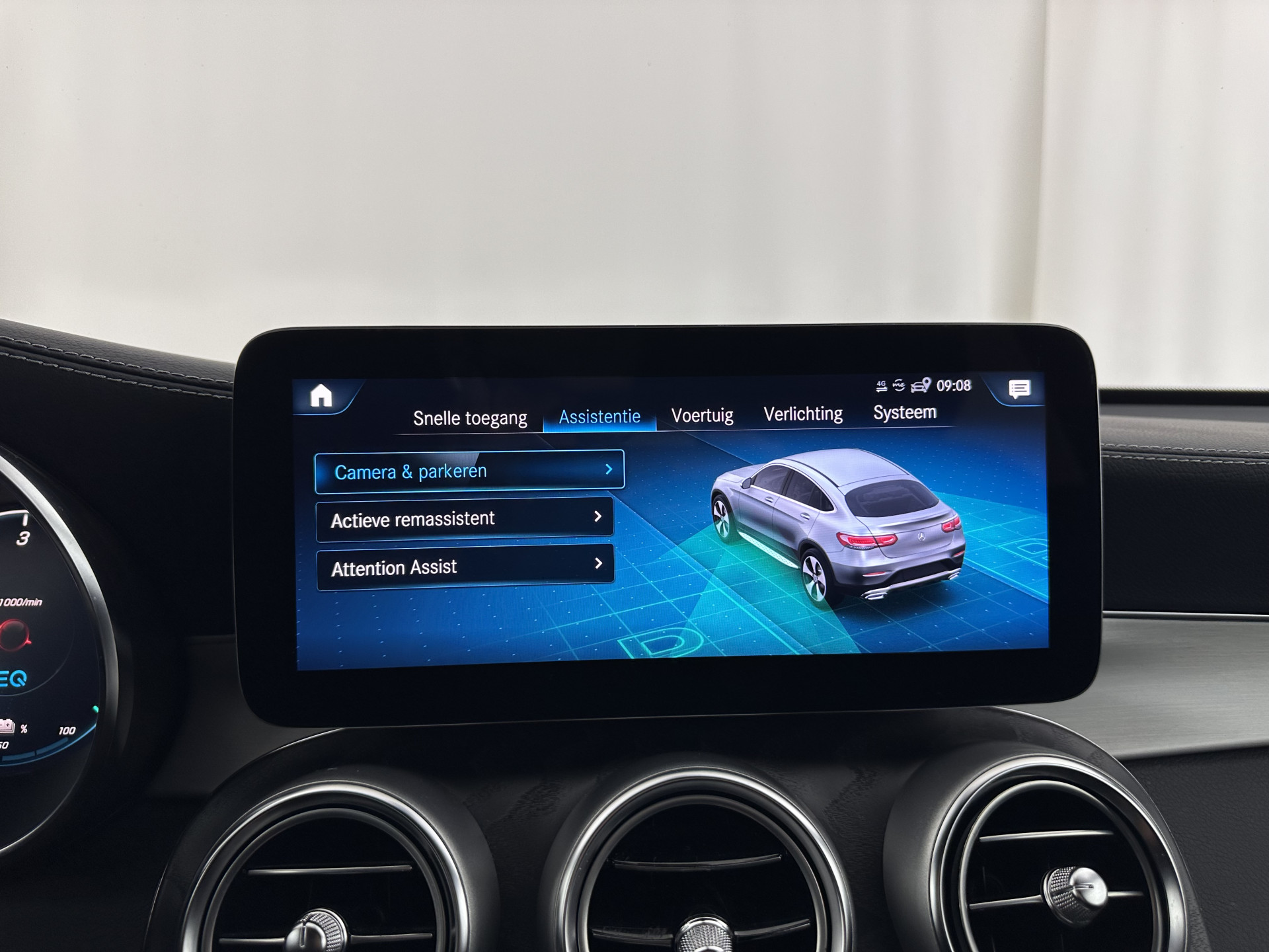 Mercedes-Benz GLC-klasse Coupé 300de 4MATIC Business Solution AMG (Plug-in) (INCL.BTW) *LEATHER-FABRIC | FULL-LED | CAMERA | HEATED-SPORTSEATS | NAVI-FULLMAP | PRIVACYGLASS | SHIFTPADDLES | DAB+ | ECC | PDC | CRUISE | 19''ALU*