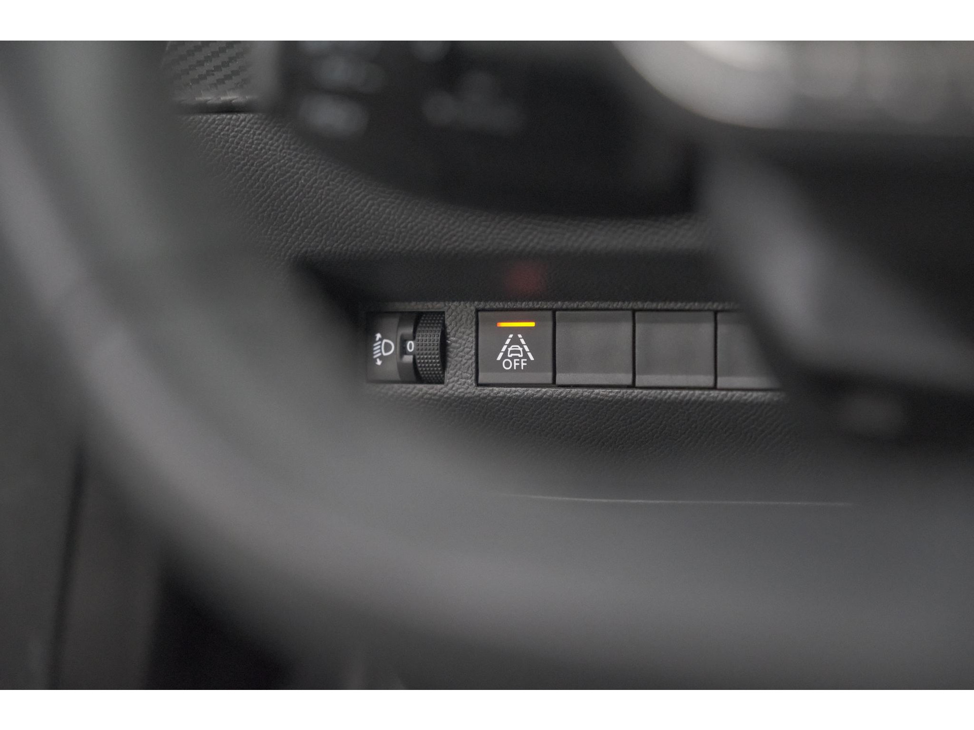 Peugeot 208 PureTech 100 Allure Pack | Parkeersensoren | Apple Carplay | Stoelverwarming