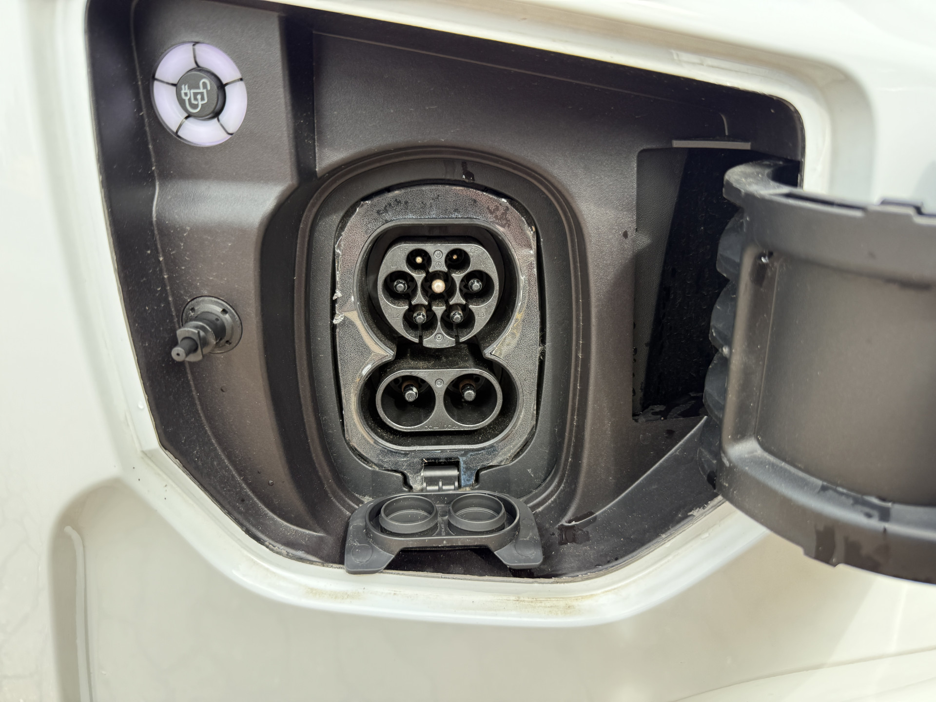 Ford e-Transit Custom 65kWh 136PK Elektrisch L1 344KM WLTP 2300kg Trekvermogen BEV Snelladen LED ACC Camera Carplay Parkeersensoren v+a