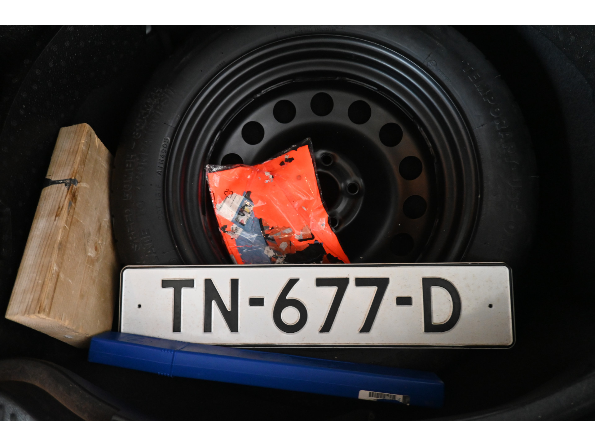Opel Mokka 1.6 Selection Airco Cruise Control Trekhaak Goed Onderhouden! Inruil Mogelijk!