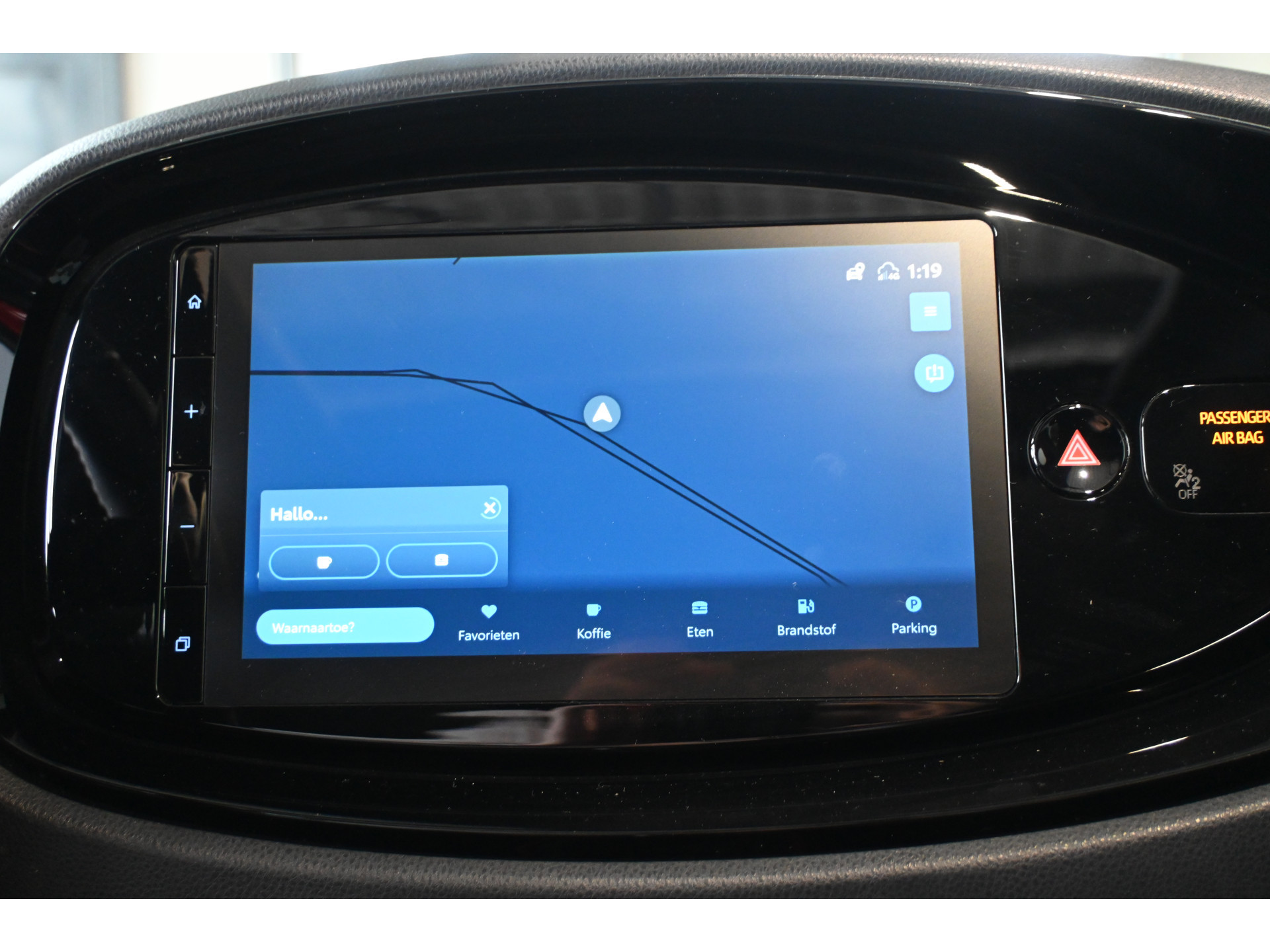 Toyota Aygo X 1.0 VVT-i MT Play Clima Carplay Panoramadak Camera LED Rijklaarprijs Inruil Mogelijk!