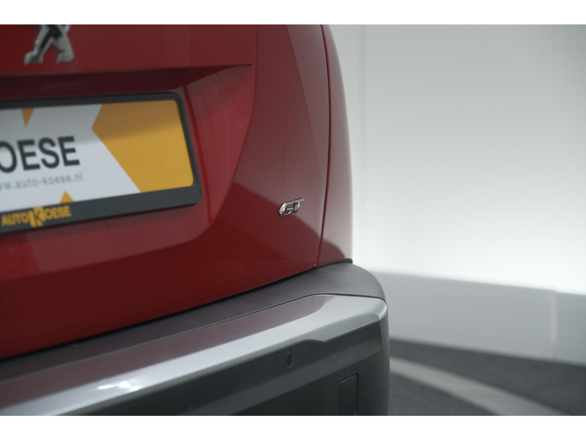 Peugeot 2008 PureTech 130 GT Pack | Panoramadak | Camera | Adaptieve Cruise Control | Stoelverwarming