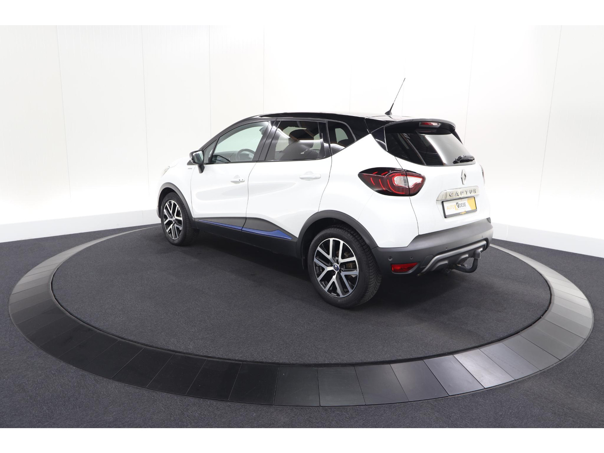 Renault Captur TCe 150 EDC S-Version | Trekhaak| Camera | Dodehoekdetectie | Navigatie