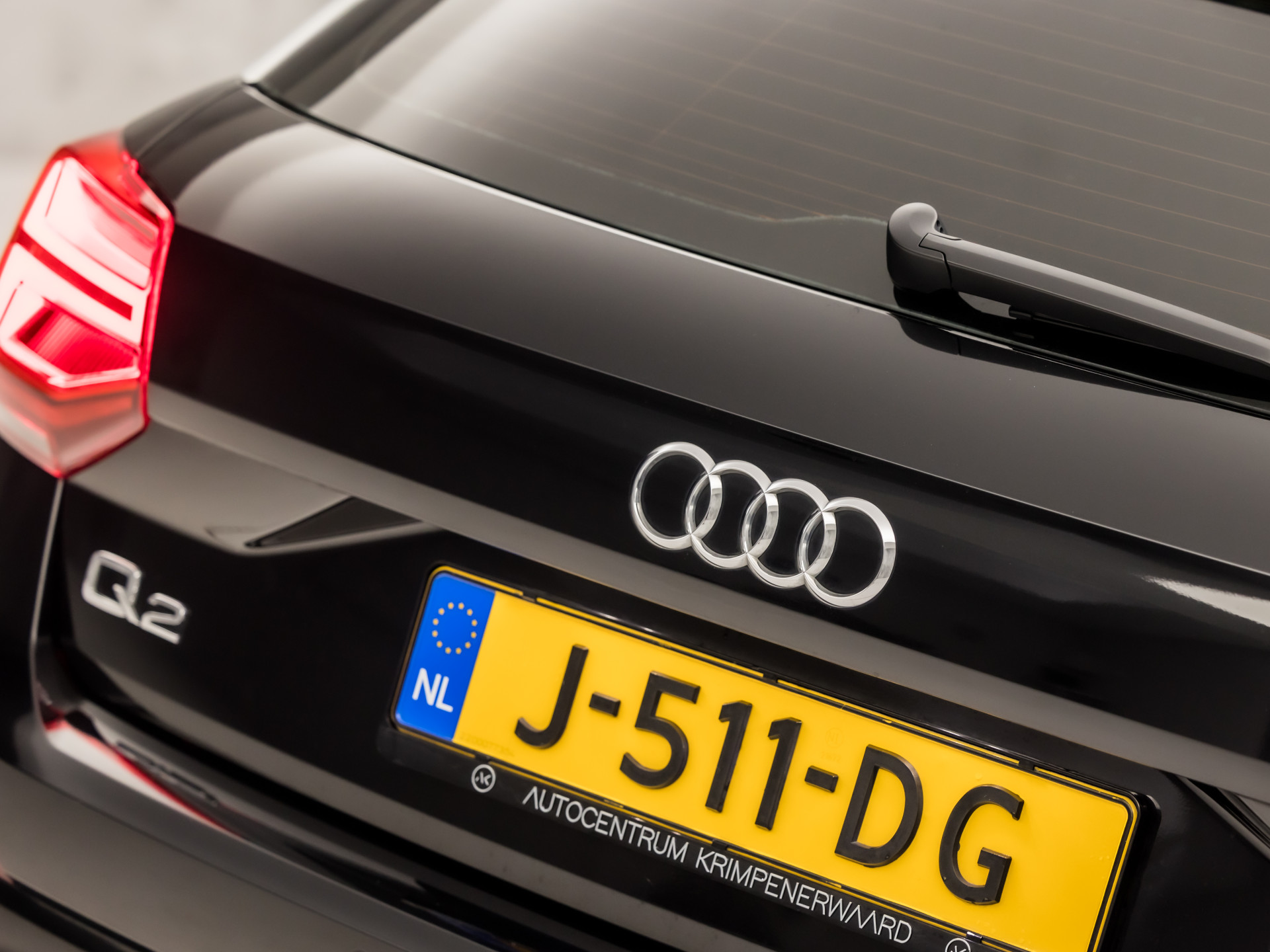 Audi Q2 35 TFSI S-Tronic Sport 150Pk Automaat (VIRTUAL COCKPIT, APPLE CARPLAY, GROOT NAVI, CLIMATE, STOELVERWARMING, SPORTSTOELEN, GETINT GLAS, PARKEERSENSOREN, CRUISE, NIEUWSTAAT)