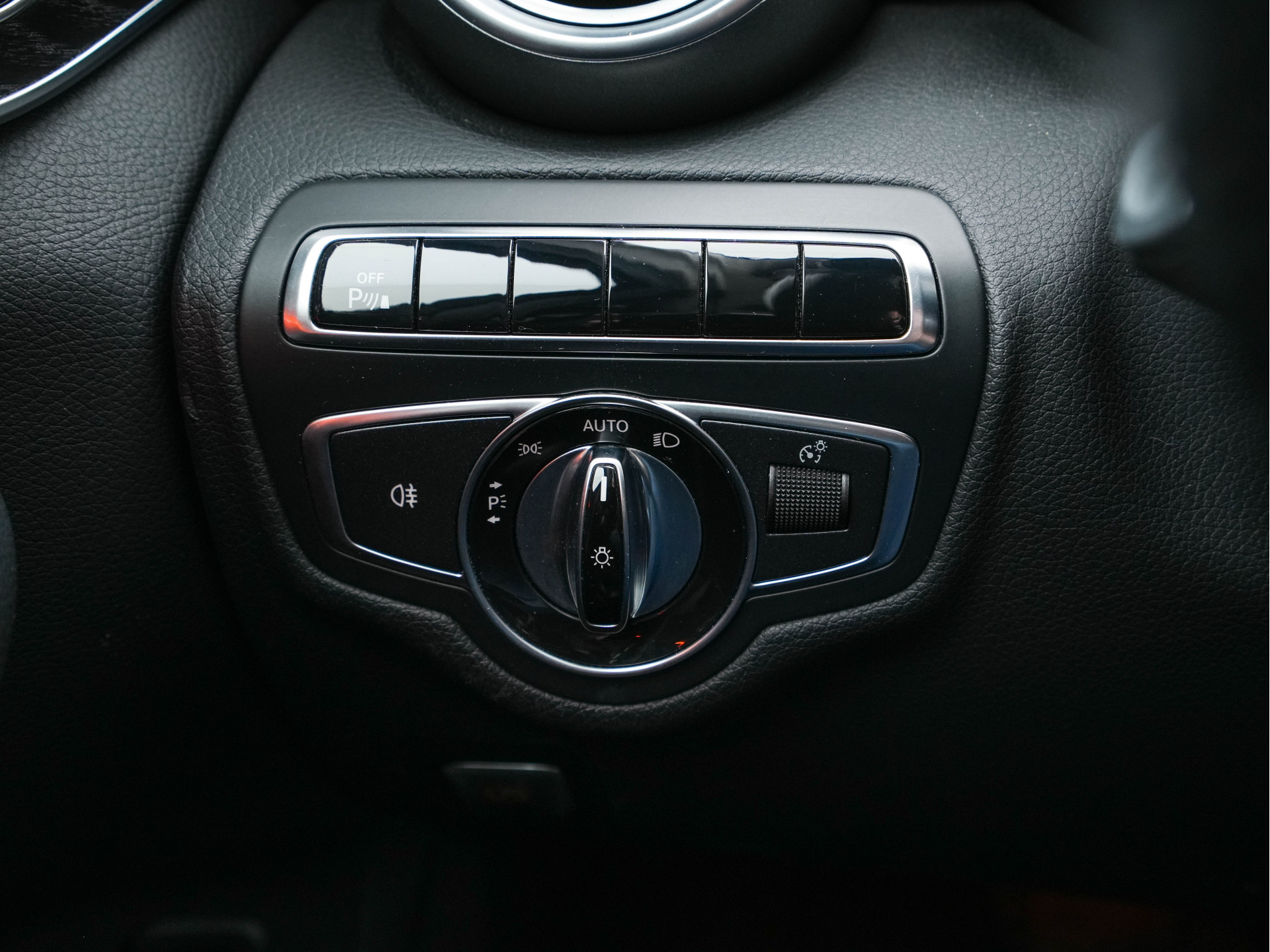 Mercedes-Benz C-klasse Estate 350 e Lease Edition Plug-in (INCL-BTW) Aut. *LUXURY-LEATHER | NAVI-FULLMAP | SHIFT-PADDLES | MEMORY-PACK | HEATED-SPORTSEATS | FULL-LED | CAMERA | CRUISE | AMBIENT-LIGHT | AIRMATIC | 17"ALU*