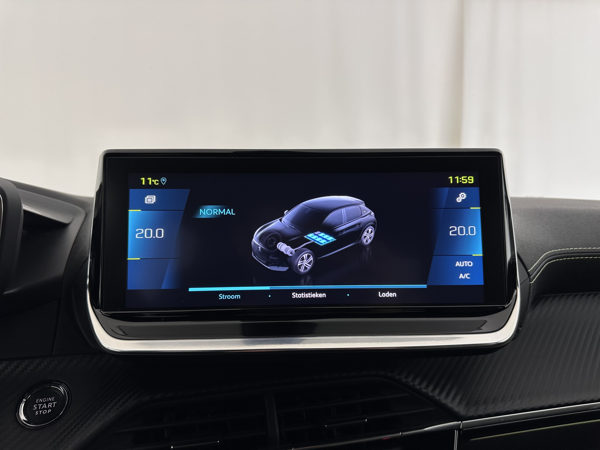 Peugeot e-208 EV GT 350 50 kWh [ 3-Fase ] {SOH-88%} (INCL-BTW) *HEATPUMP | LEATHER-ALCANTARA | FULL-LED | DIGI-COCKPIT | BLINDSPOT | CAMERA | AMBIENT-LIGHT | NAVI-FULLMAP | LANE-ASSIST | KEYLESS | DAB | PRIVACY-GLASS | HEATED-SPORTSEATS | ...