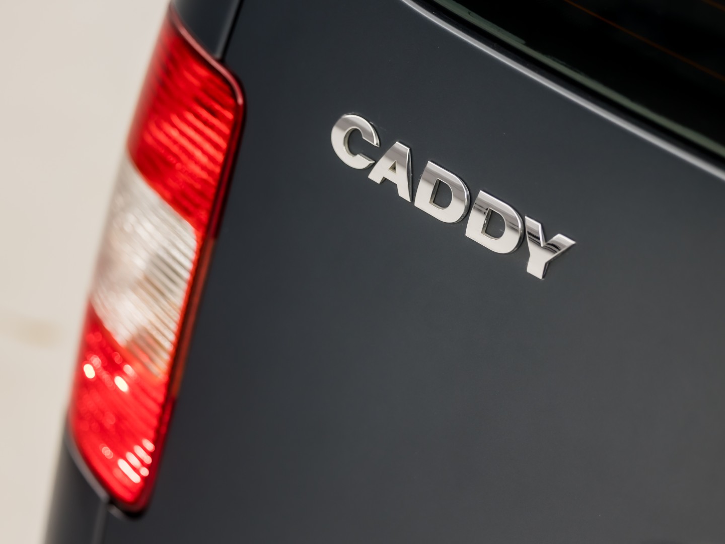 Volkswagen Caddy 1.4 Life 5 Persoons (CLIMATE, SCHUIFDEUREN, ELEK RAMEN, NIEUWE APK, NIEUWSTAAT)