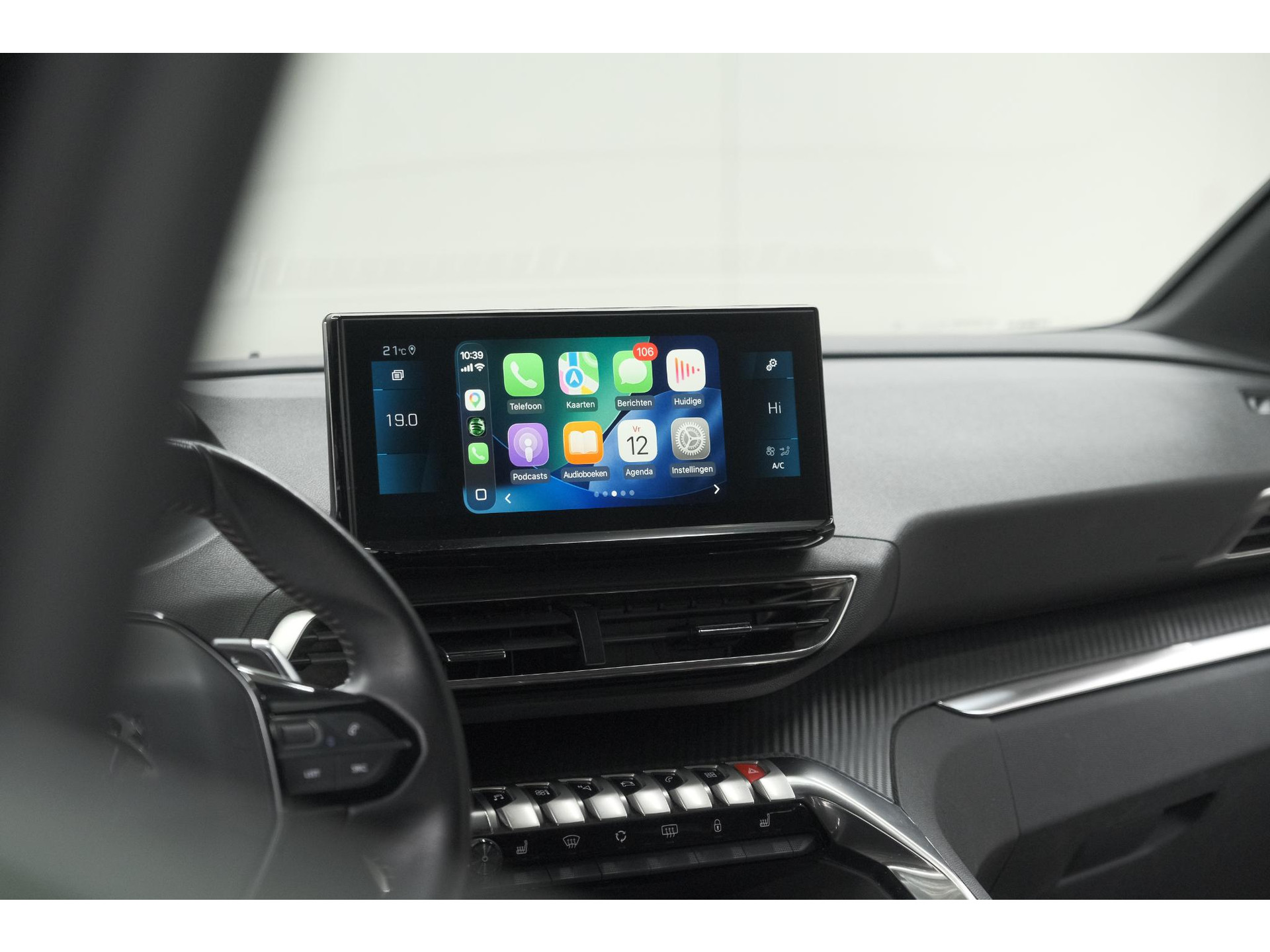 Peugeot 5008 PureTech 130 EAT8 Active Pack Business | 7 Zitplaatsen | Camera | Navigatie | Apple Carplay | Parkeersensoren